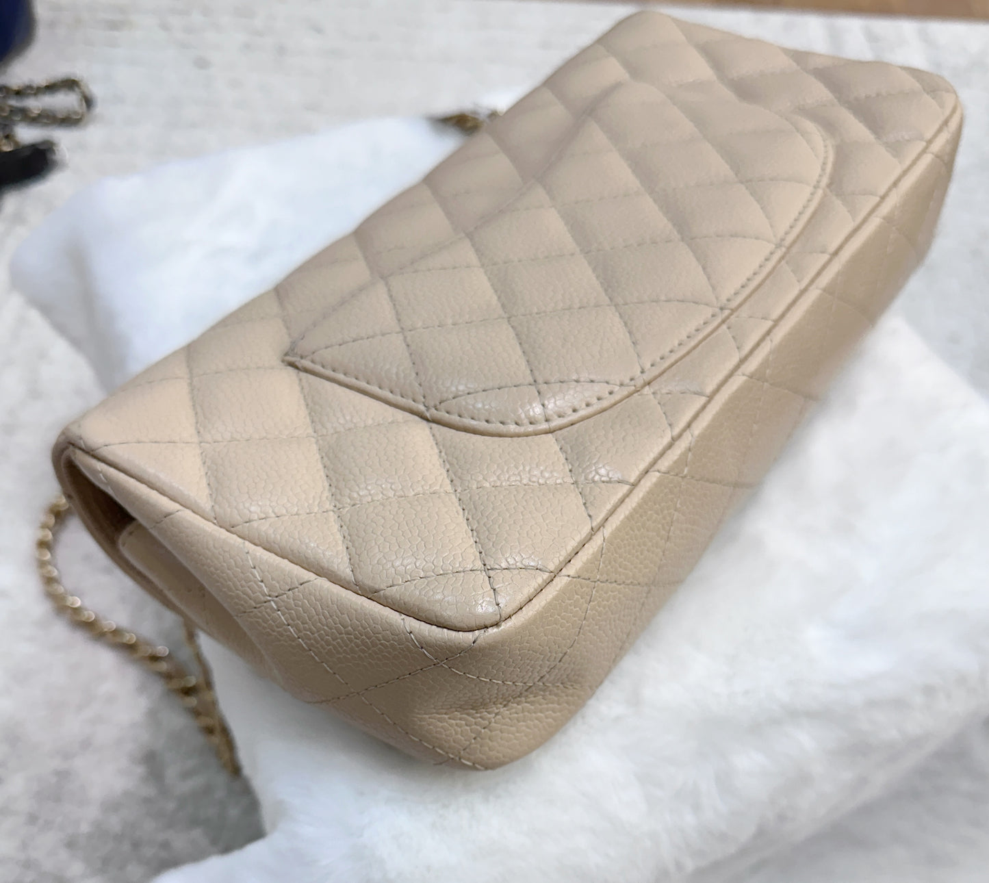 Chanel Classic Vintage Clutch East-west in Beige Color