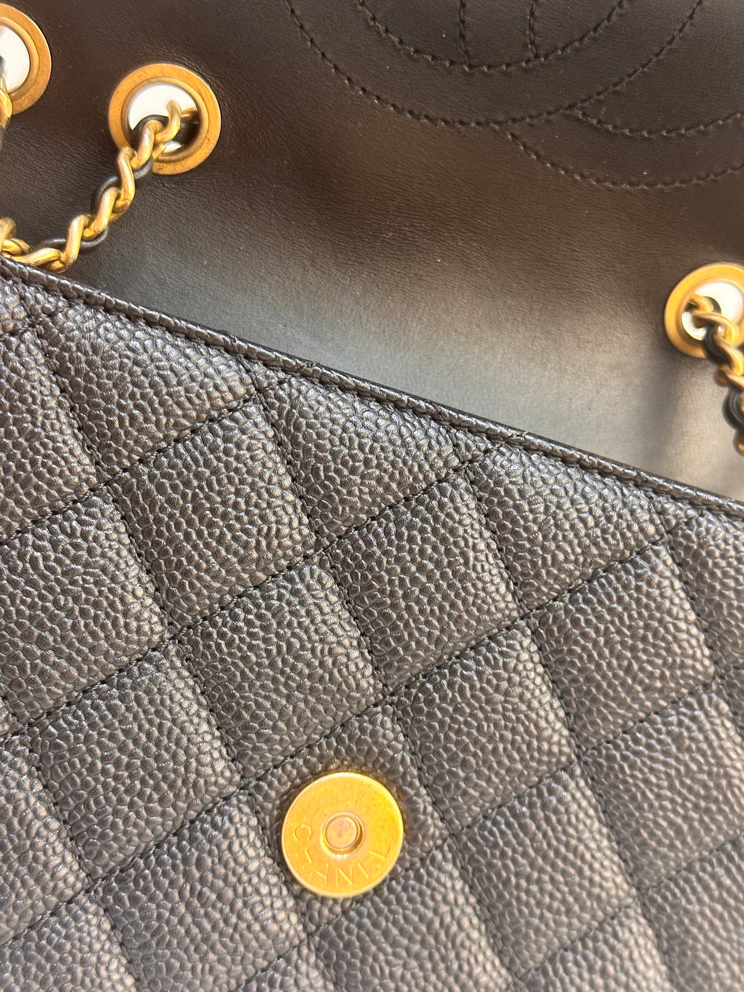 CHANEL Caviar Quilted Small CC Filigree Flap Black