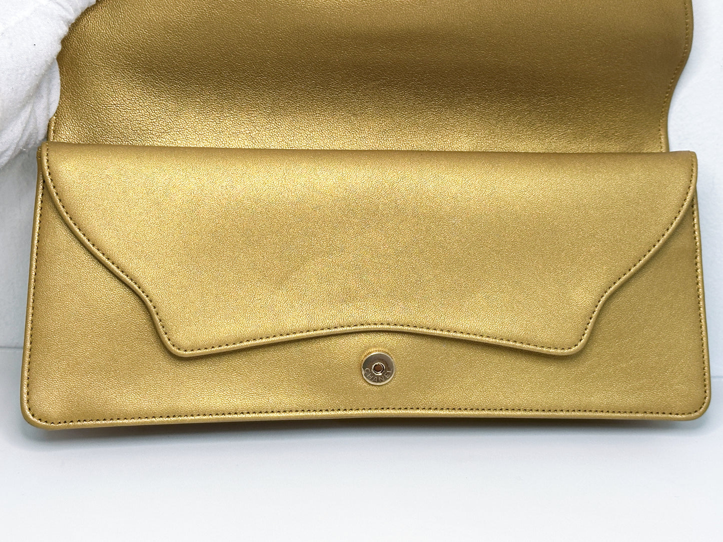 Chanel Lambskin Evening In Egypt Clutch Gold 2815 holo card