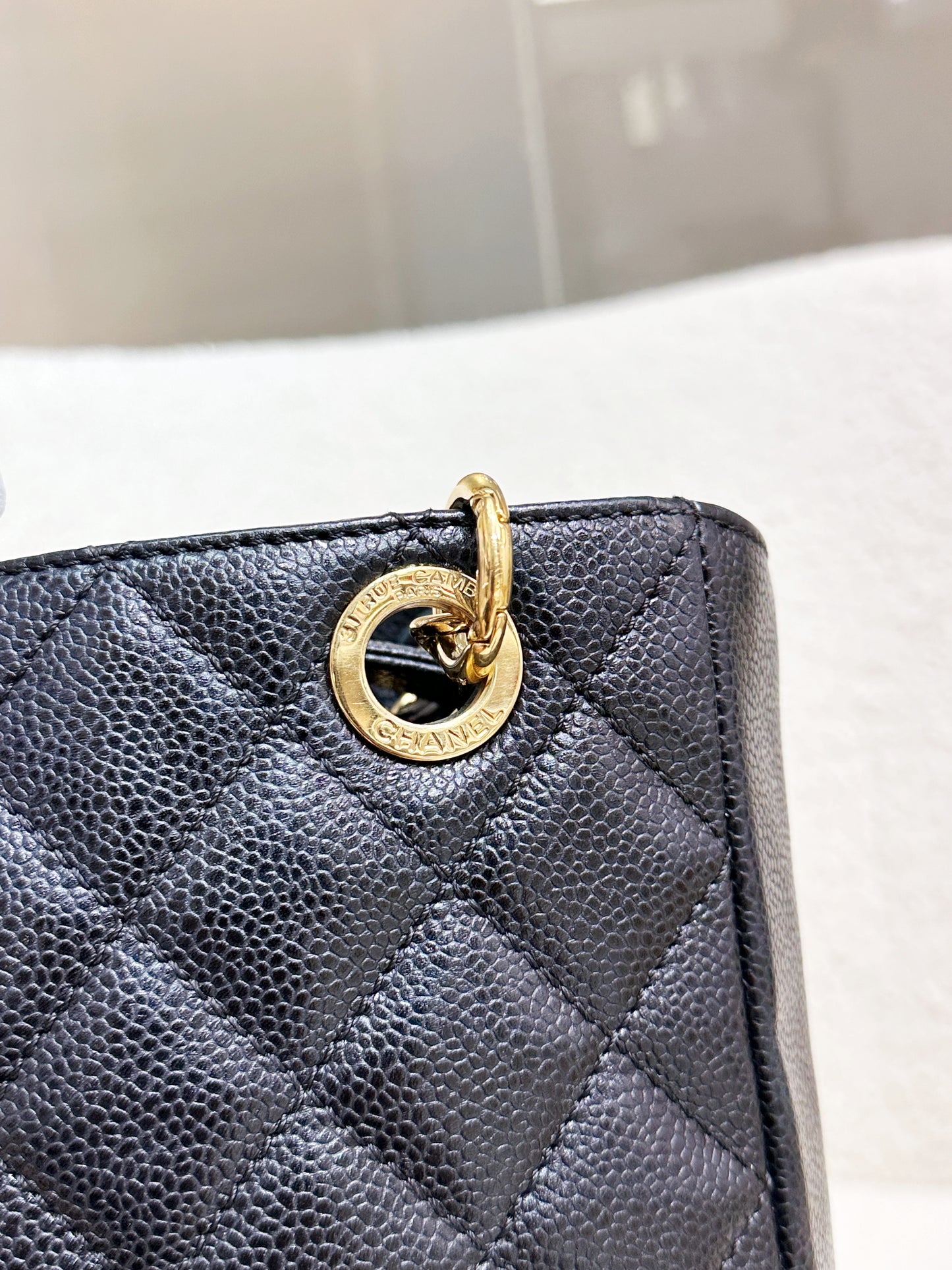 Chanel Caviar Quilted Petit Shopping Tote PST Black GHW 1975 holo card