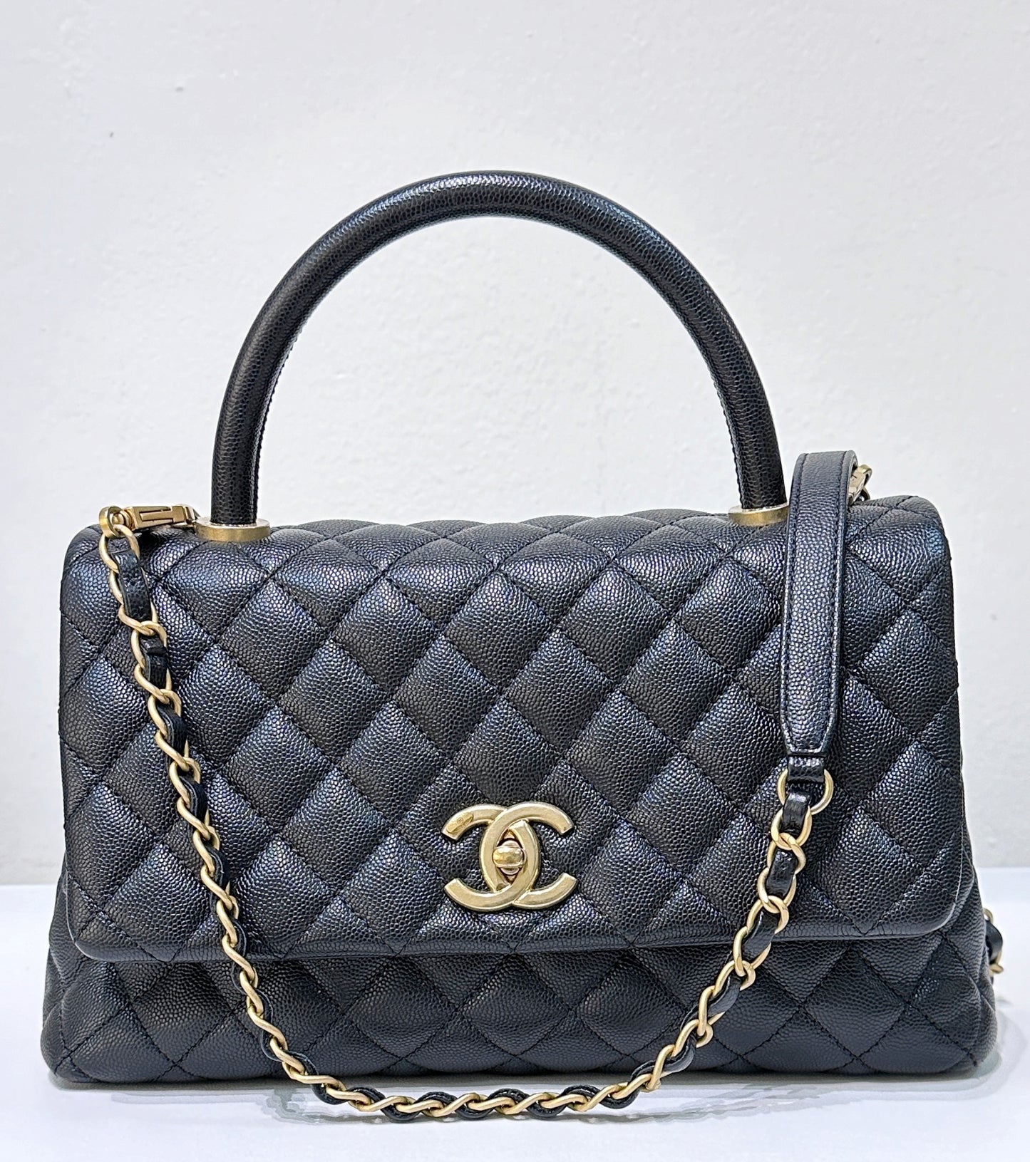 Chanel Coco Handle Cuir Matelasse Caviar Noir