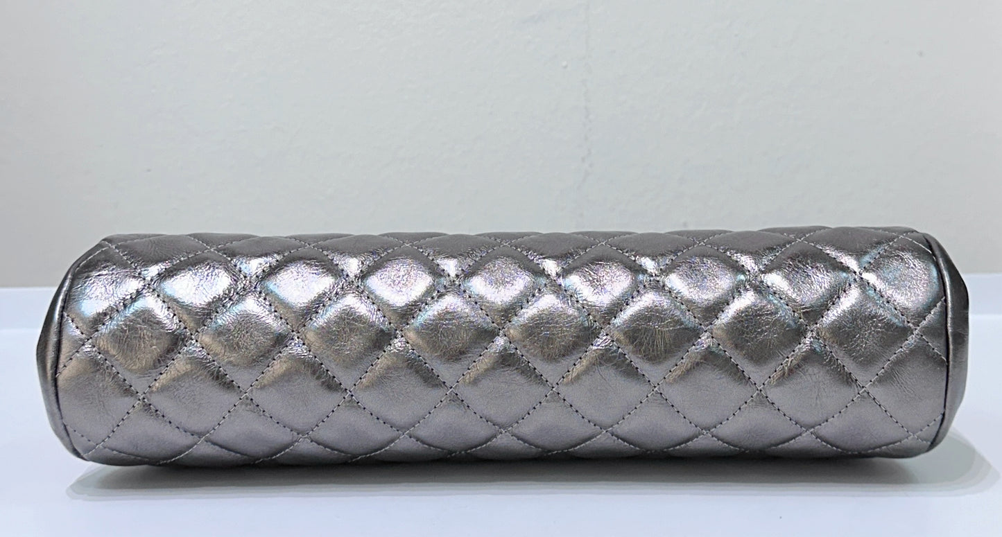 CHANEL Metallic Aged Calfskin Quilted Timeless Clutch Silver