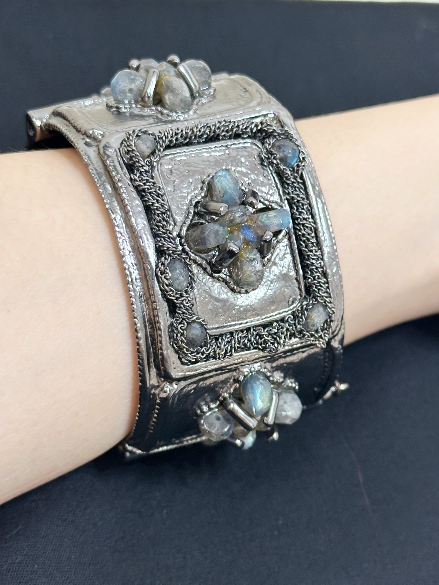 CHANEL SILVER FASHION JEWELRY BRACELET 12A GUNMETAL RHINESTONE BANGLE