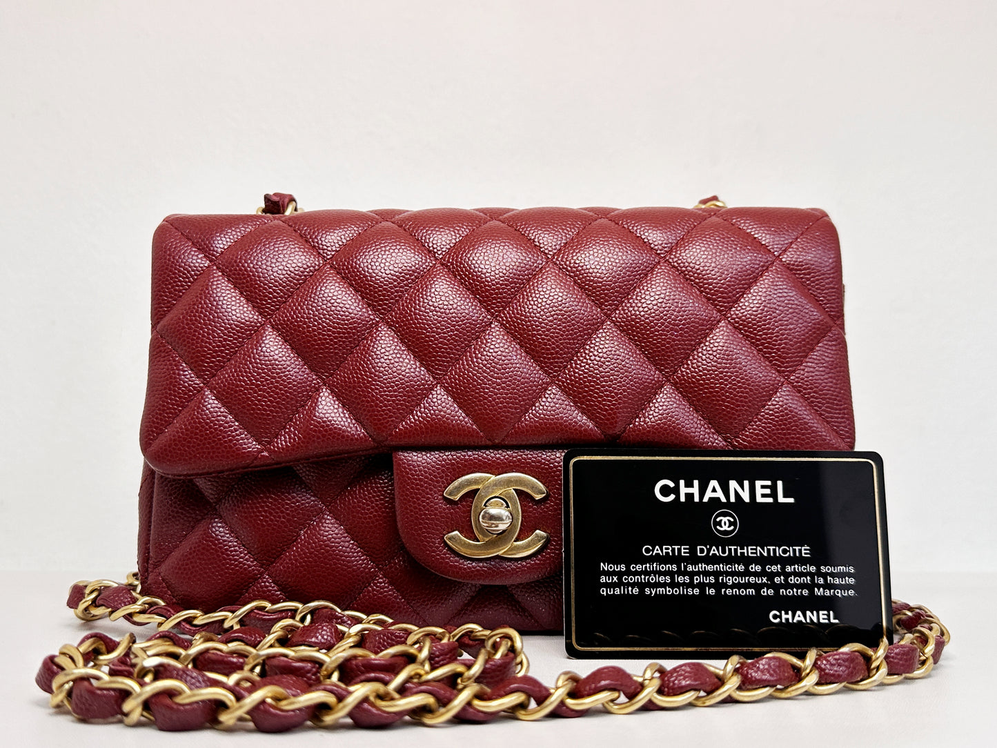 Chanel 18C Timeless Classic Caviar Mini Rectangular Flap Iridescent Maroon 2515 holo card