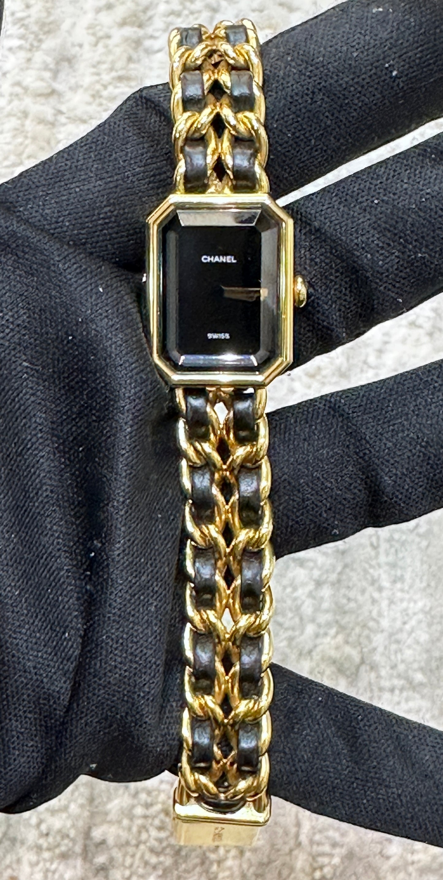 Chanel Premier Watch Size M