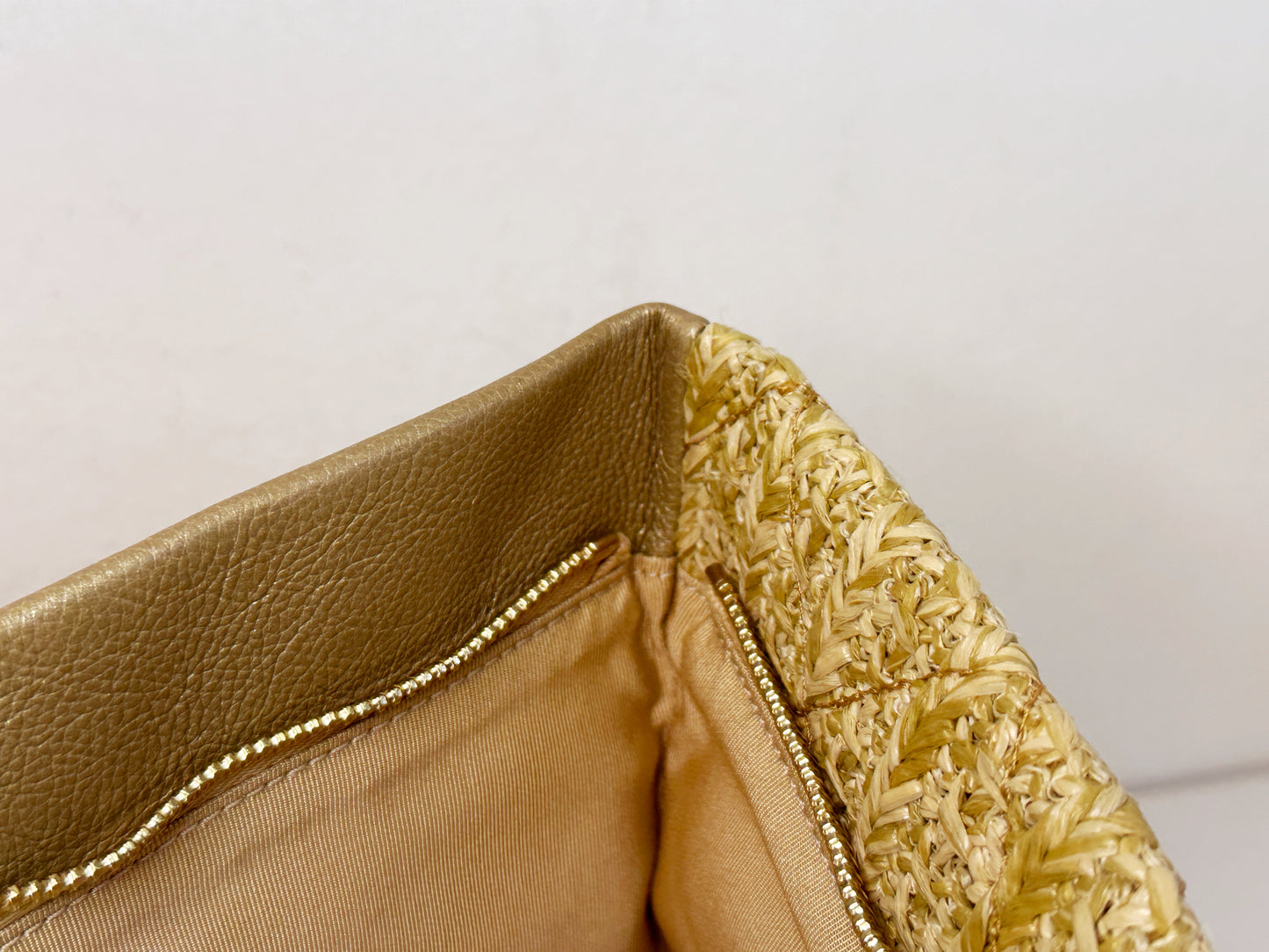 Chanel CC Woven Clutch Gold Natural Raffia Antique Gold Hardware 2502 holo