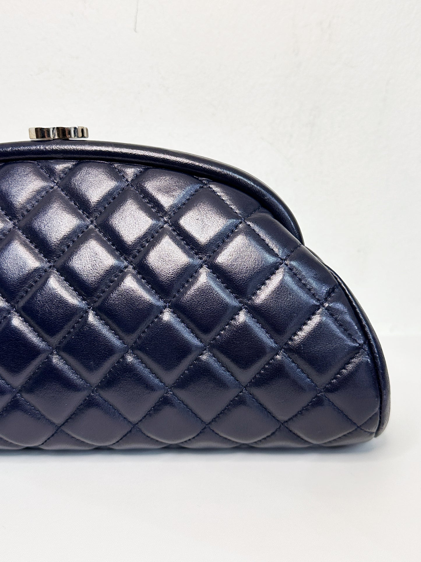 Chanel Quilted Timeless Kisslock Clutch Navy Blue Lambskin SHW 1890 holo card