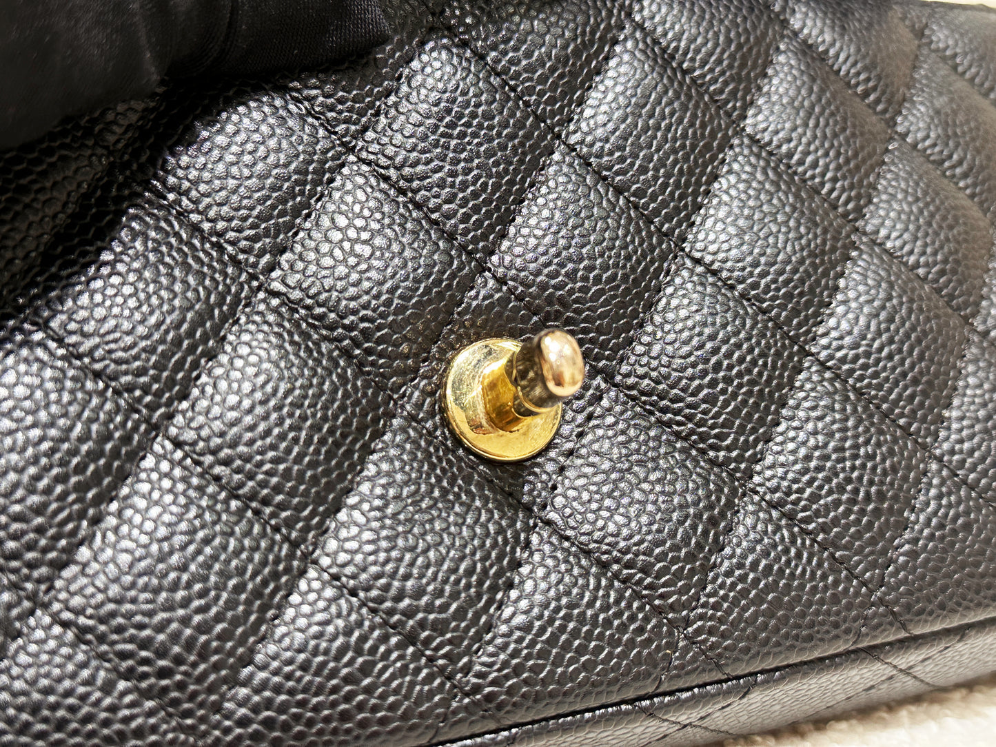 Chanel 24K Gold Caviar East West Flap Bag Black GHW 1273 holo card