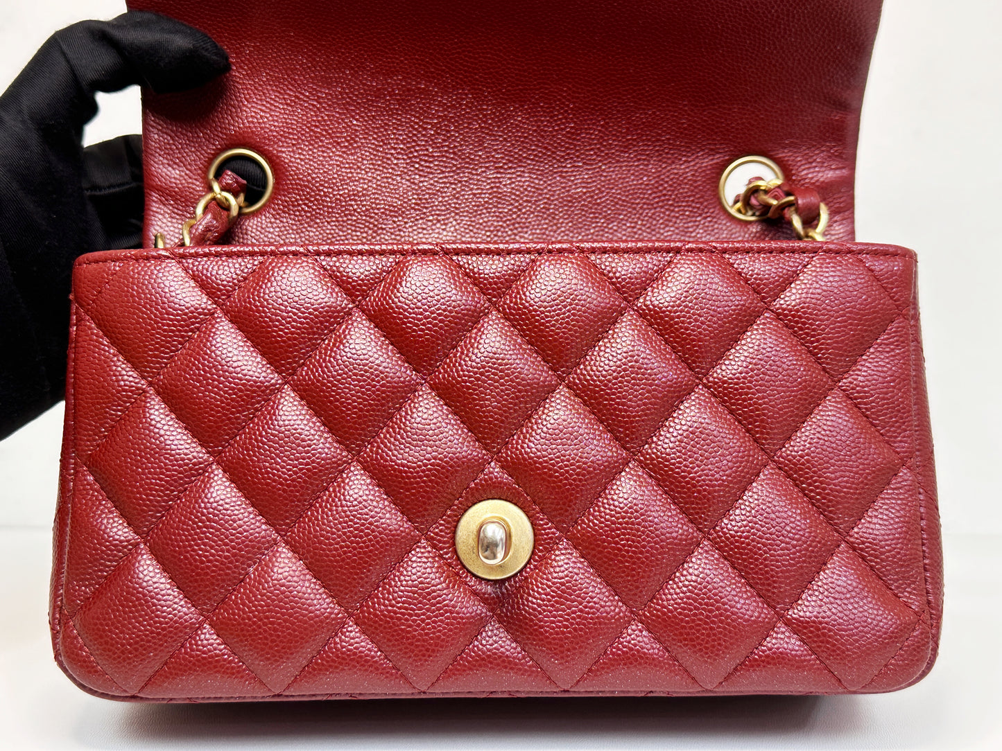 Chanel 18C Timeless Classic Caviar Mini Rectangular Flap Iridescent Maroon 2515 holo card