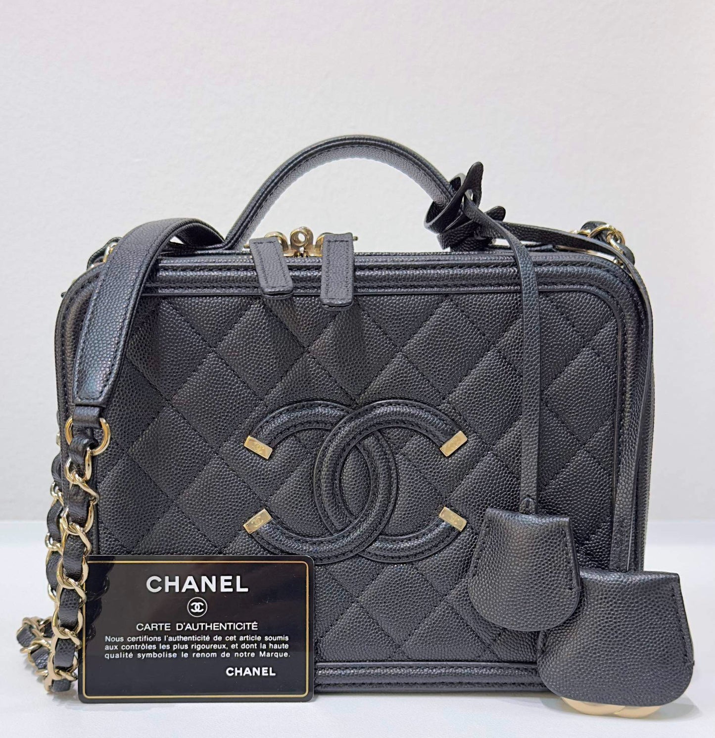 Chanel Medium Filigree Vanity Case Quilted Caviar Black GHW 2899 holo card