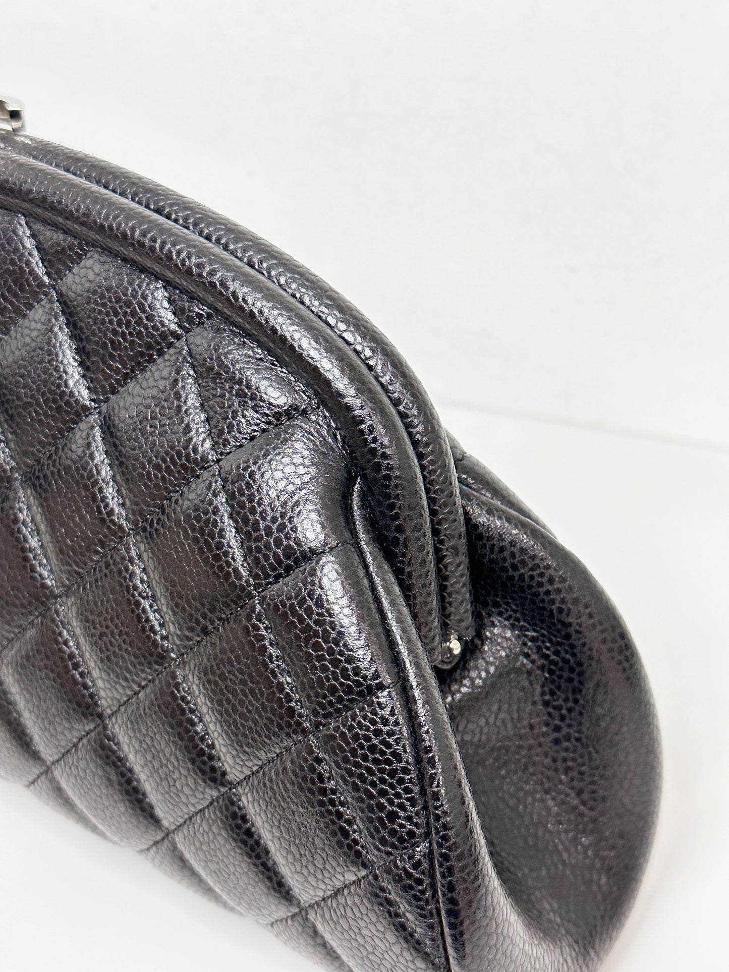 Chanel Quilted Timeless Kisslock Clutch Black Caviar SHW 1915 holo card