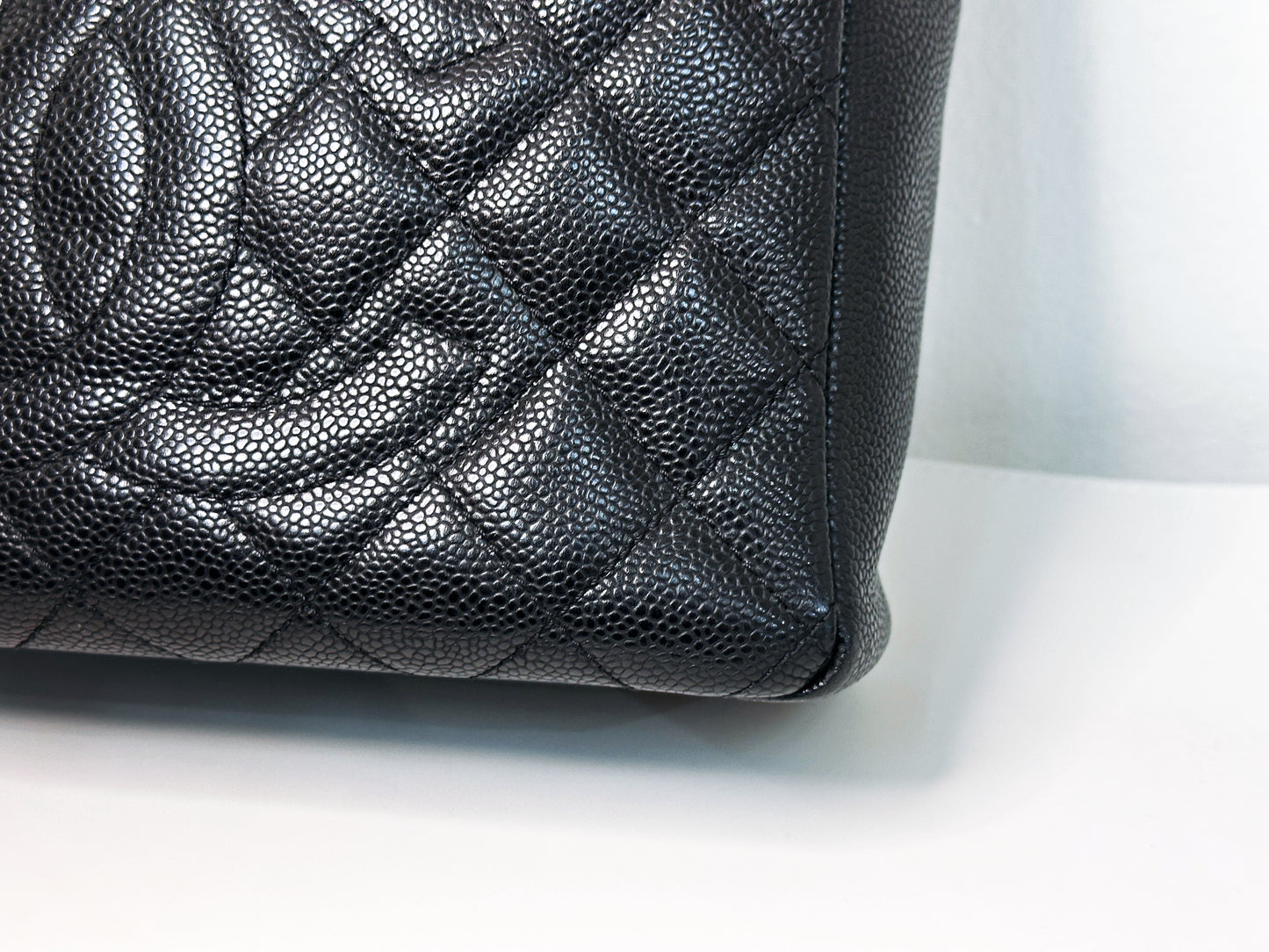 Chanel Caviar Quilted Petit Shopping Tote PST Black 1506 holo card