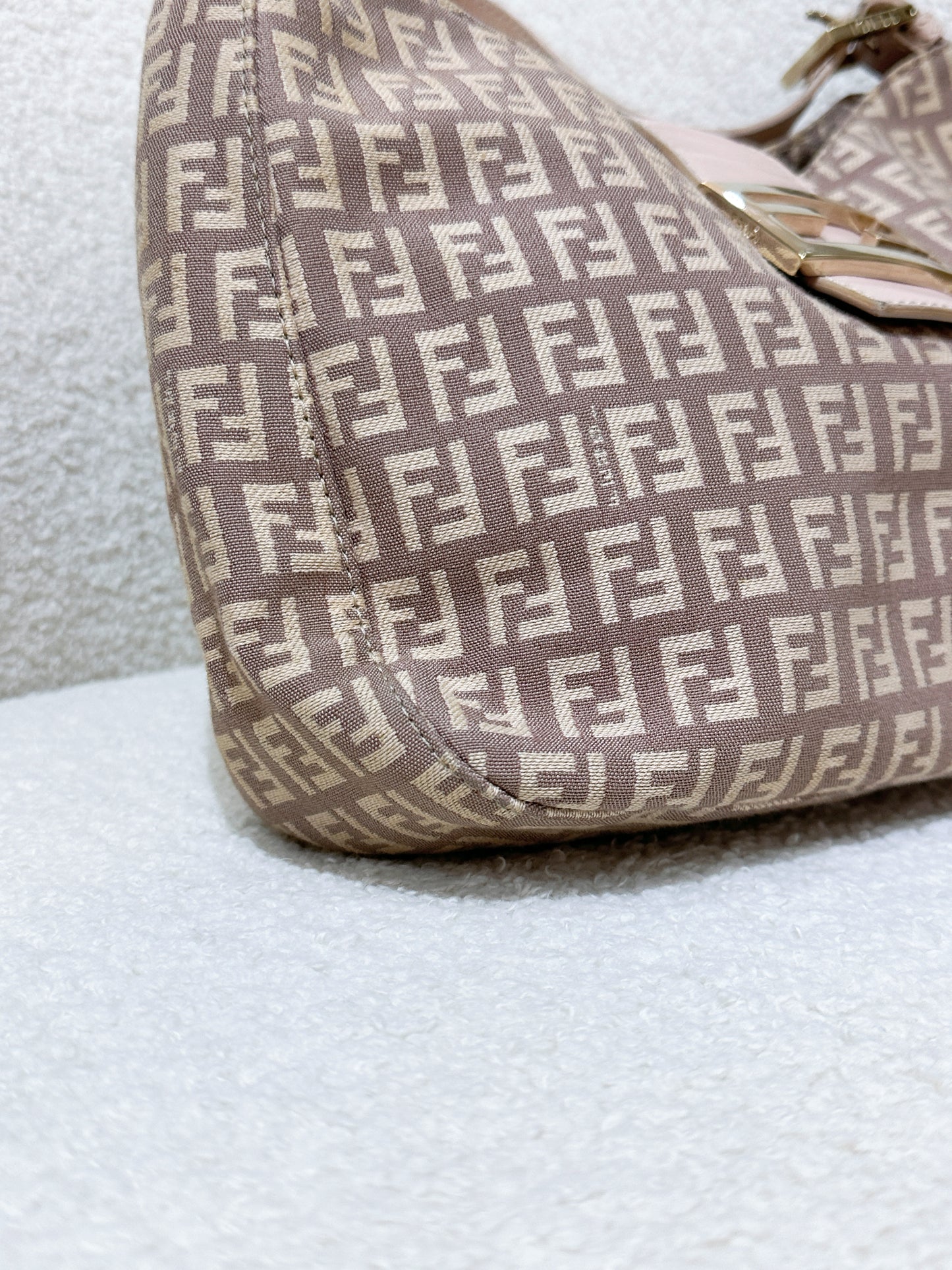 FENDI Zucchino Mamma Baguette Beige Shoulder Bag in Cipria