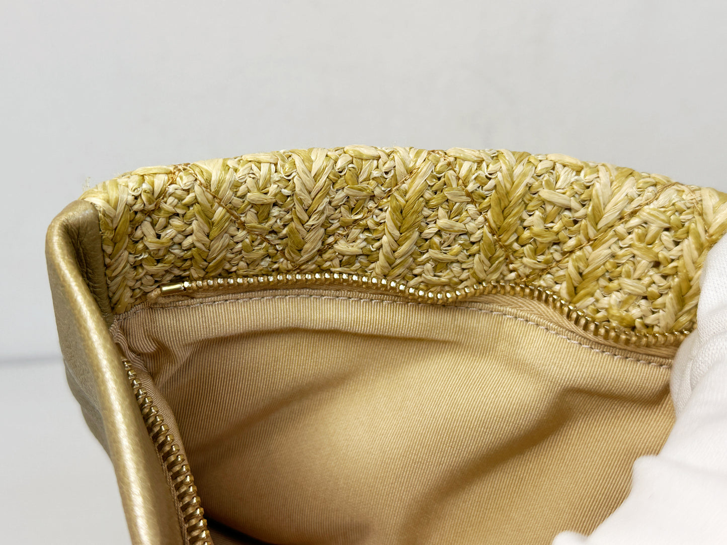 Chanel CC Woven Clutch Gold Natural Raffia Antique Gold Hardware 2502 holo