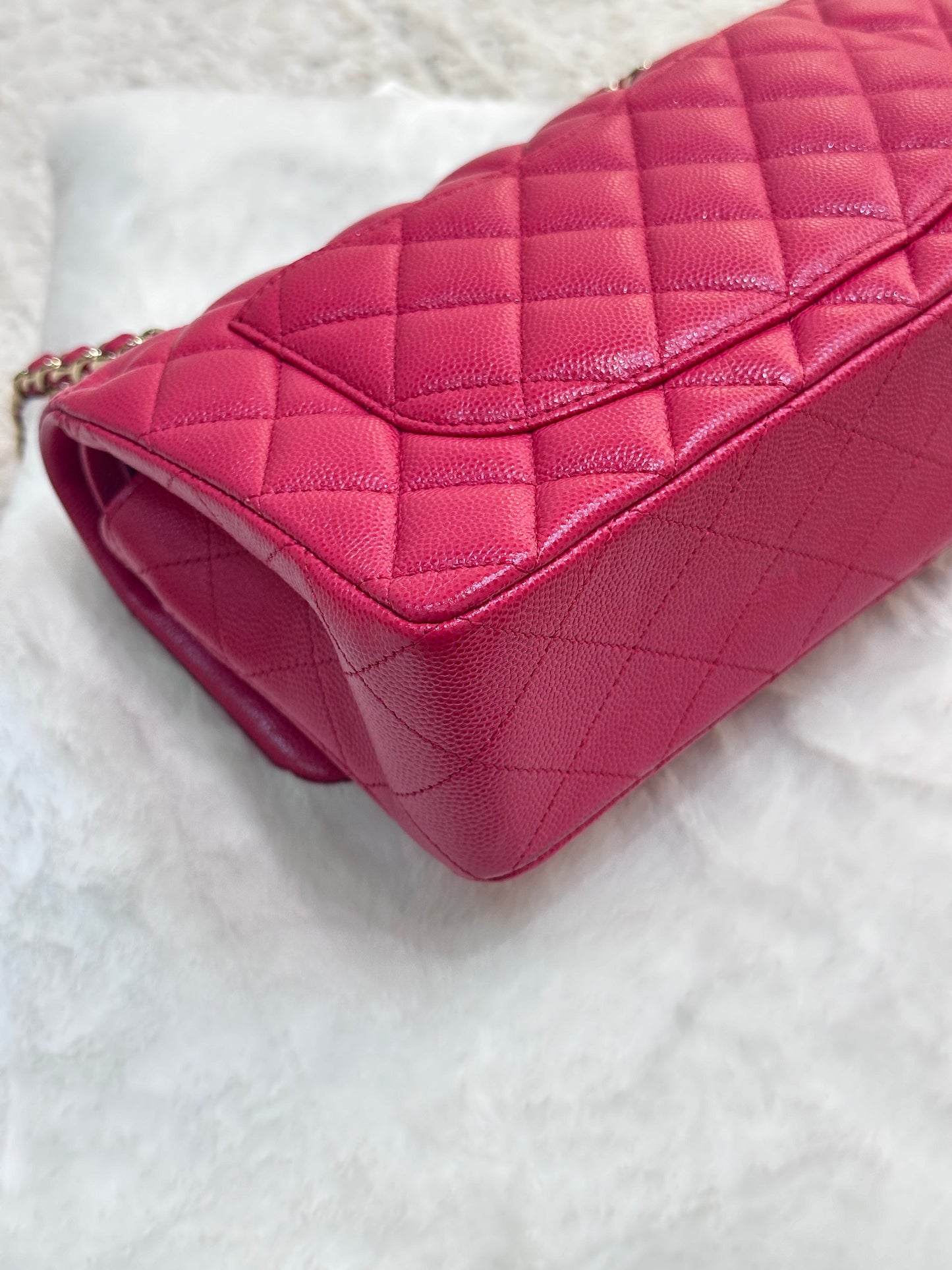 CHANEL Small Classic Double Flap Caviar Quilted Red GHW 