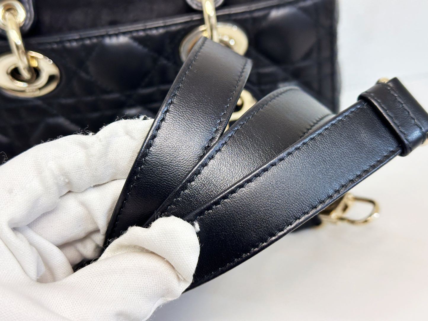 Dior Small Lady D-Joy Bag
Black Cannage Lambskin GHW