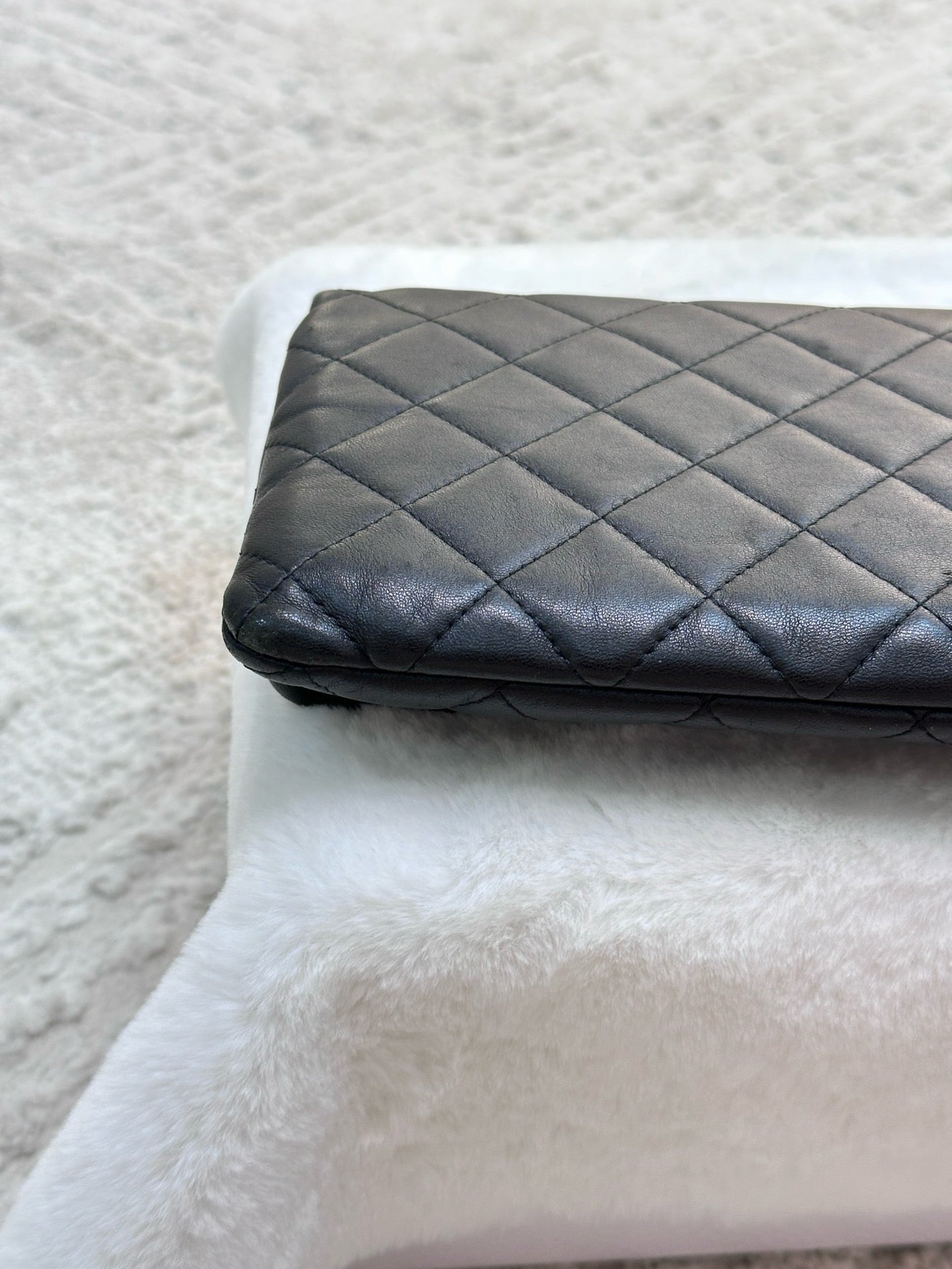 Chanel Beauty CC Lambskin Clutch Quilted Black