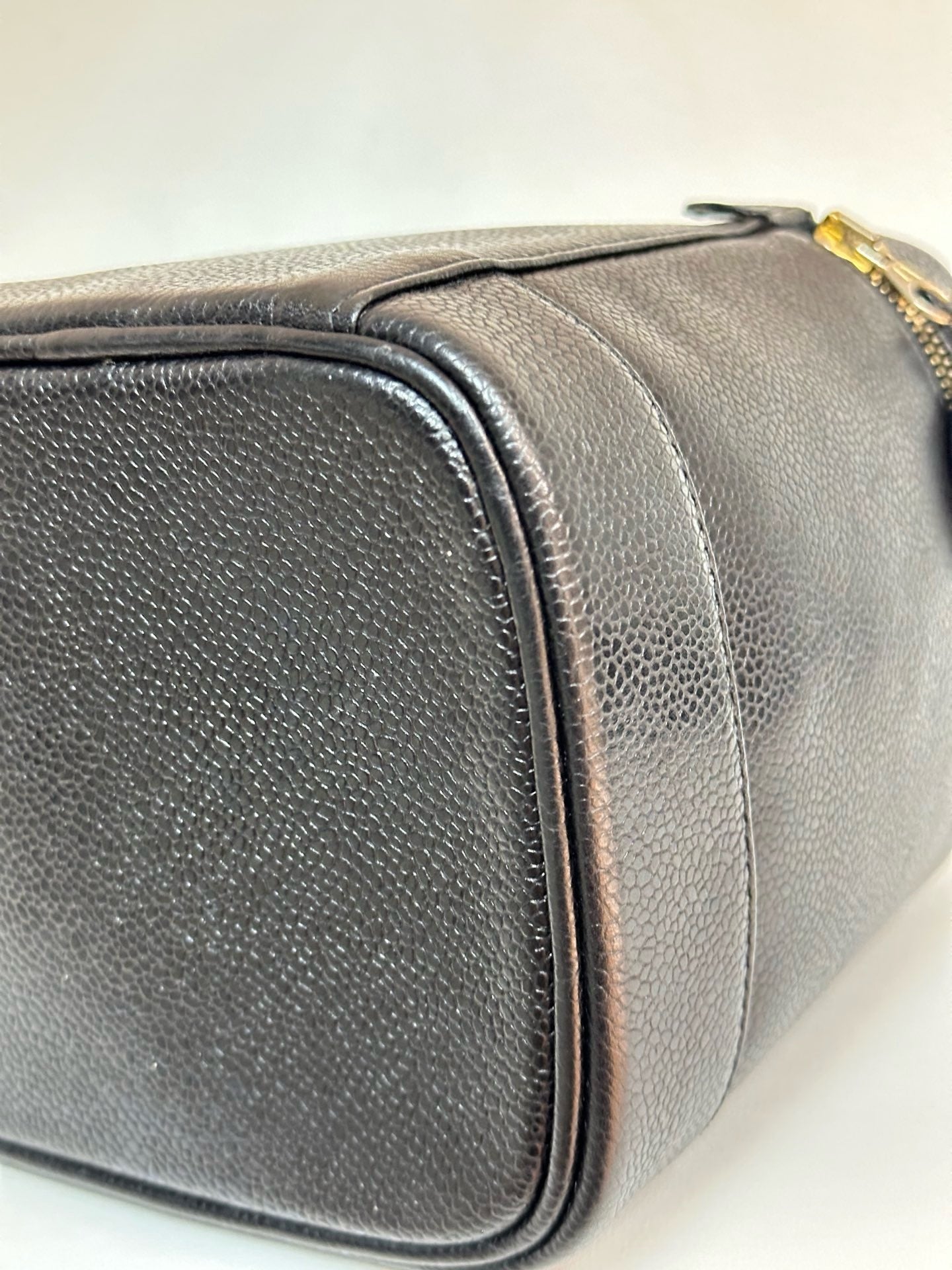 Chanel Vintage Vanity Case Black Caviar GHW 2 holo card