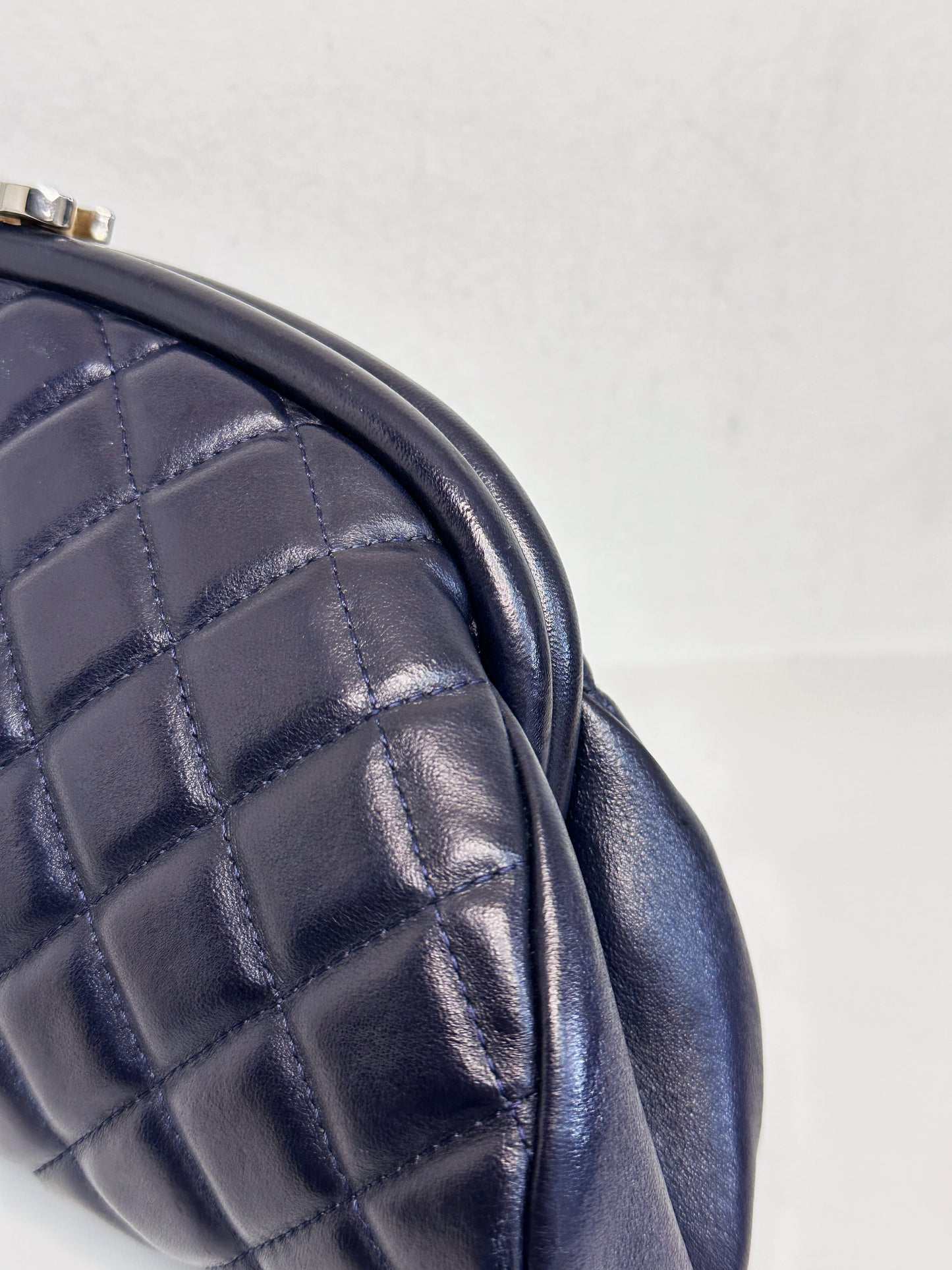 Chanel Quilted Timeless Kisslock Clutch Navy Blue Lambskin SHW 1890 holo card