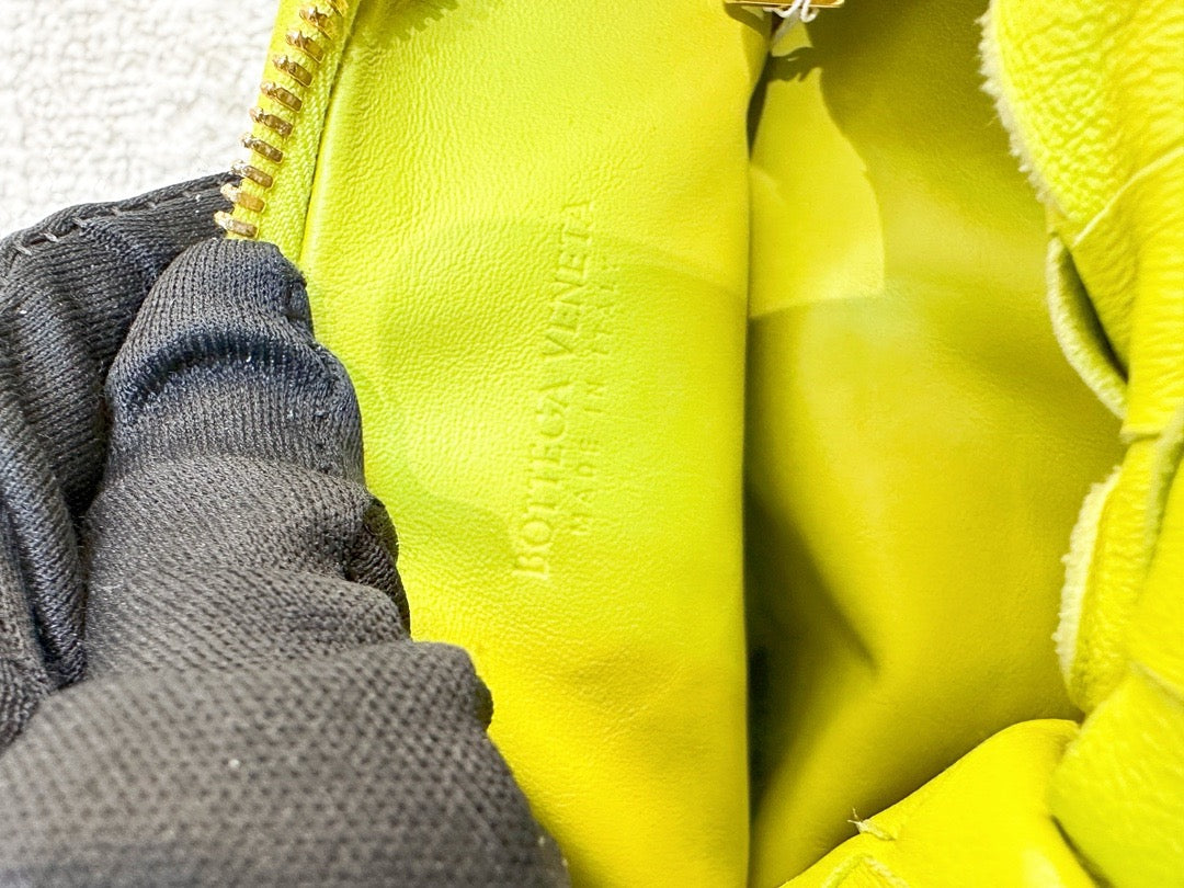BOTTEGA VENETA Nappa Intrecciato Mini Jodie Kiwi