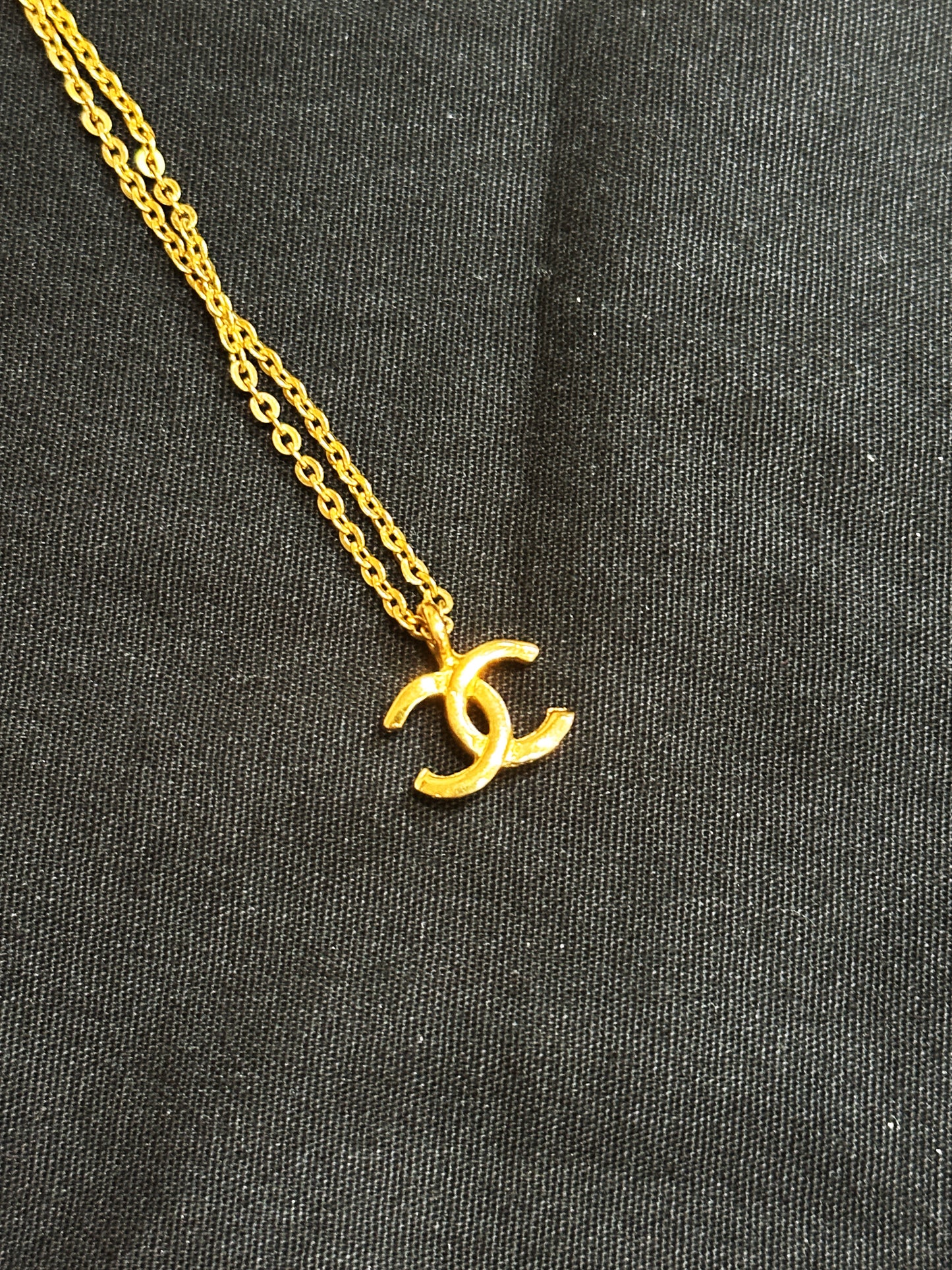 CHANEL Necklace Chain AUTH Coco Vintage Rare Gold choker CC Logo Pendant 1982