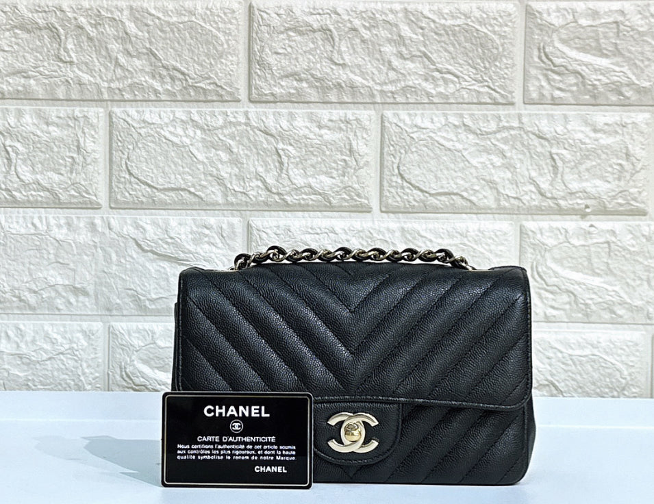 Chanel Chevron Classic Small Handbag Graine Caif Skin