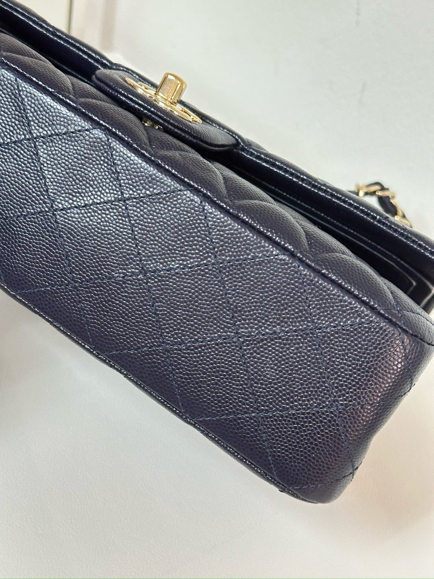 Chanel Medium Classic Caviar Double Flap Navy Blue Bag LSHW 2021year Microchip