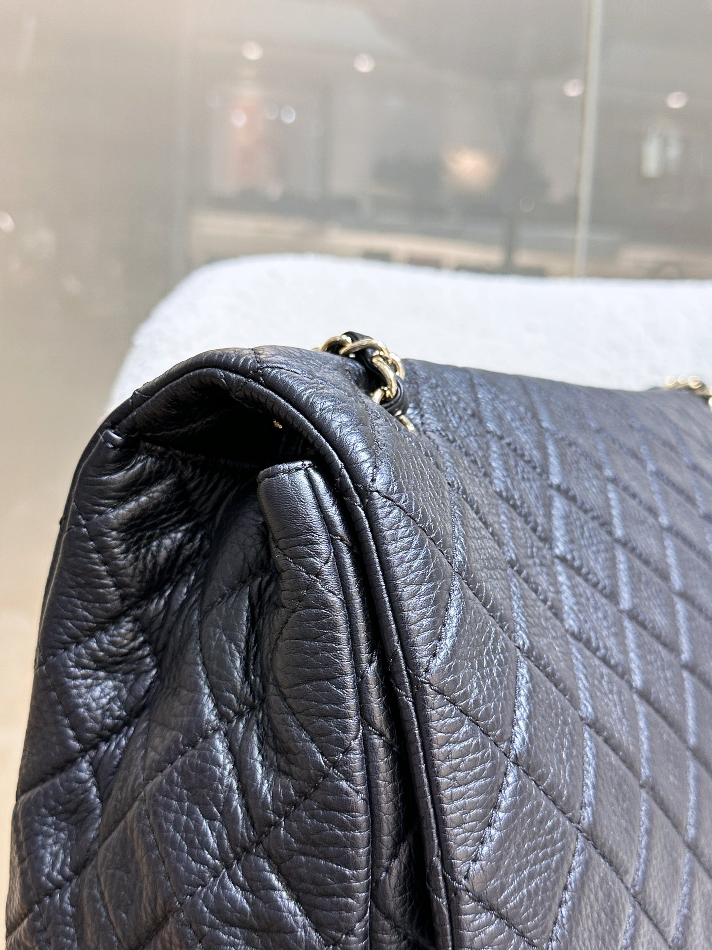 Chanel 2017 Calfskin Quilted XXL Travel Flap shoulder bag Black GHW 2354 holo card