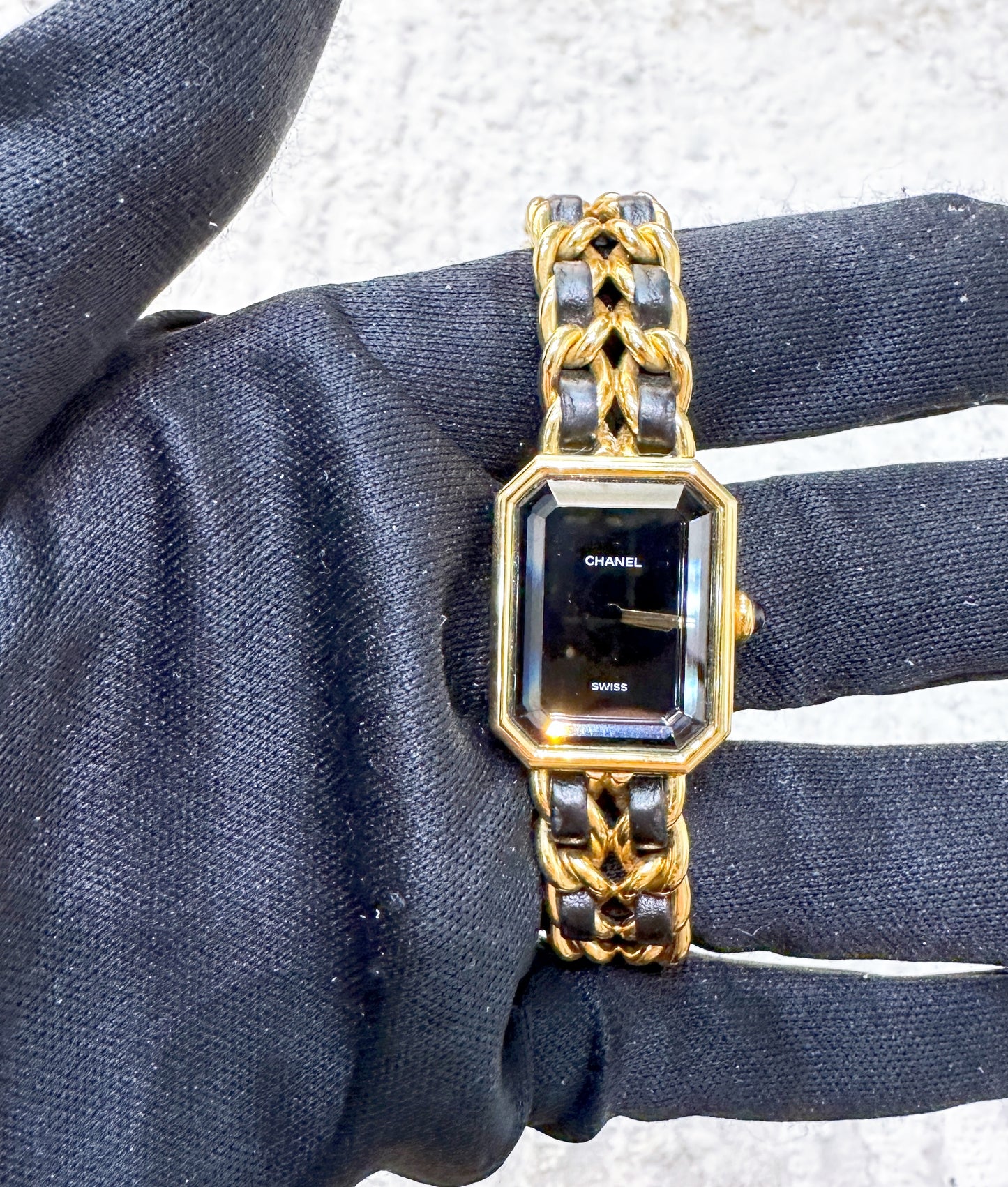 Chanel Premier Watch Size M