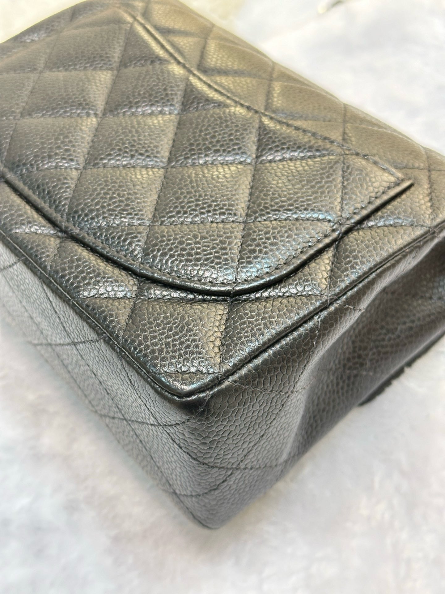 Chanel Mini Square Caviar Classic Flap Chain Shoulder Bag Black GHW(inside corner lightly touched)