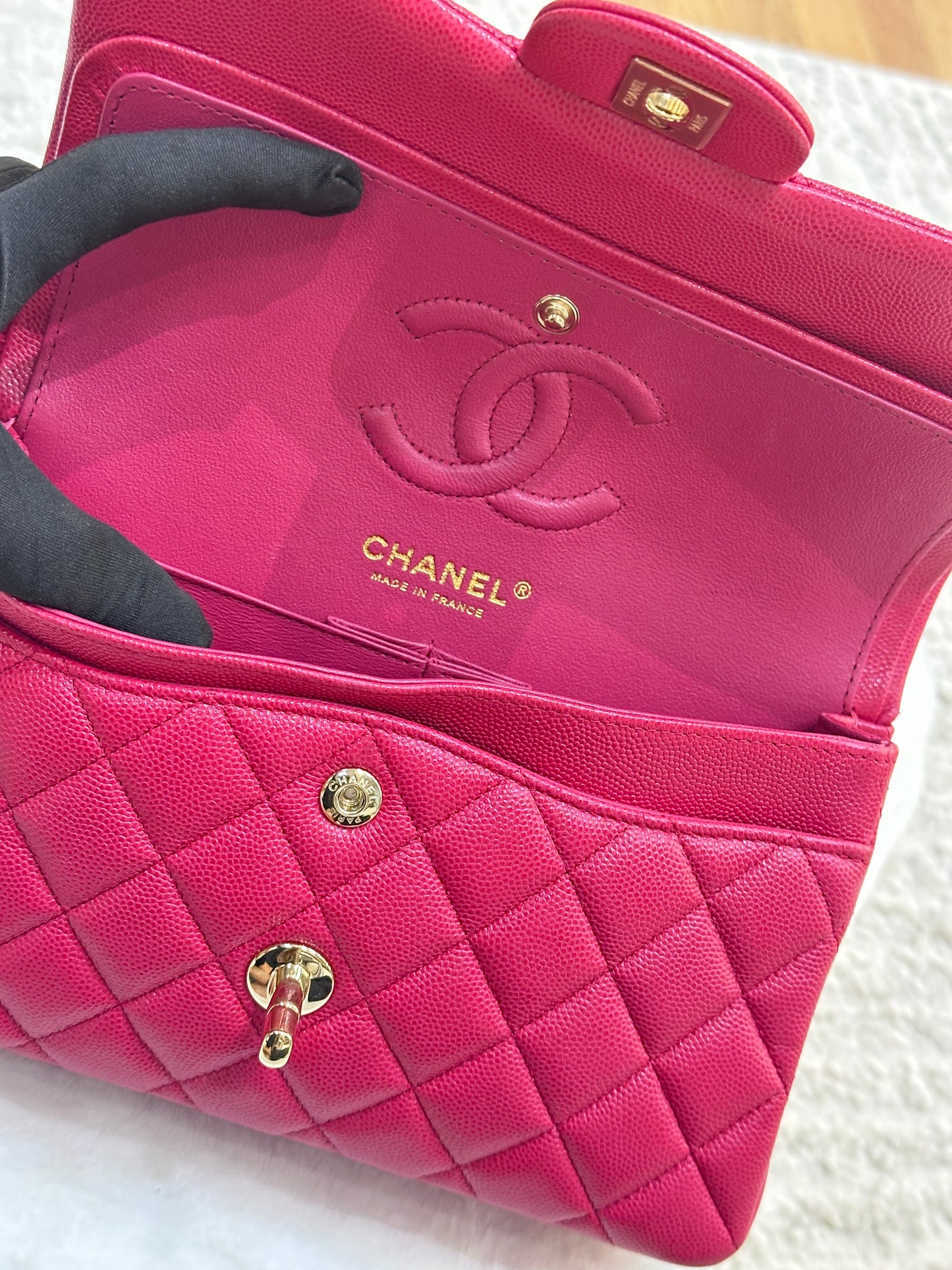 CHANEL Small Classic Double Flap Caviar Quilted Red GHW 