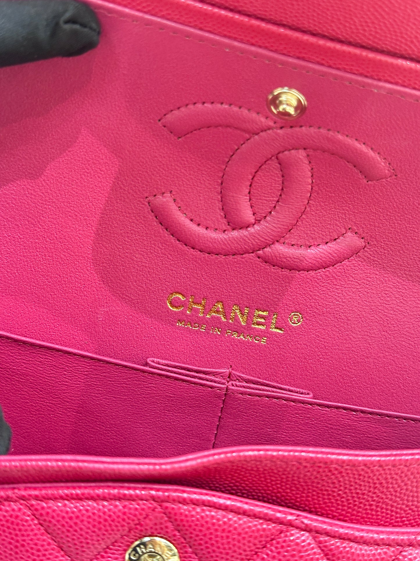 CHANEL Small Classic Double Flap Caviar Quilted Red GHW 