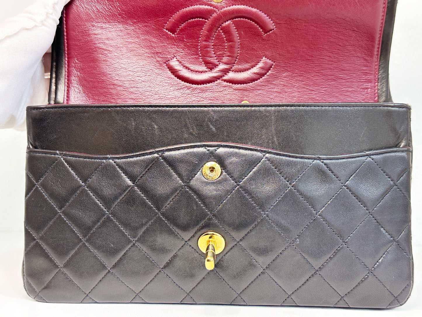 Chanel Vintage Black Quilted Lambskin Medium Classic Double Flap Bag 25 holo card