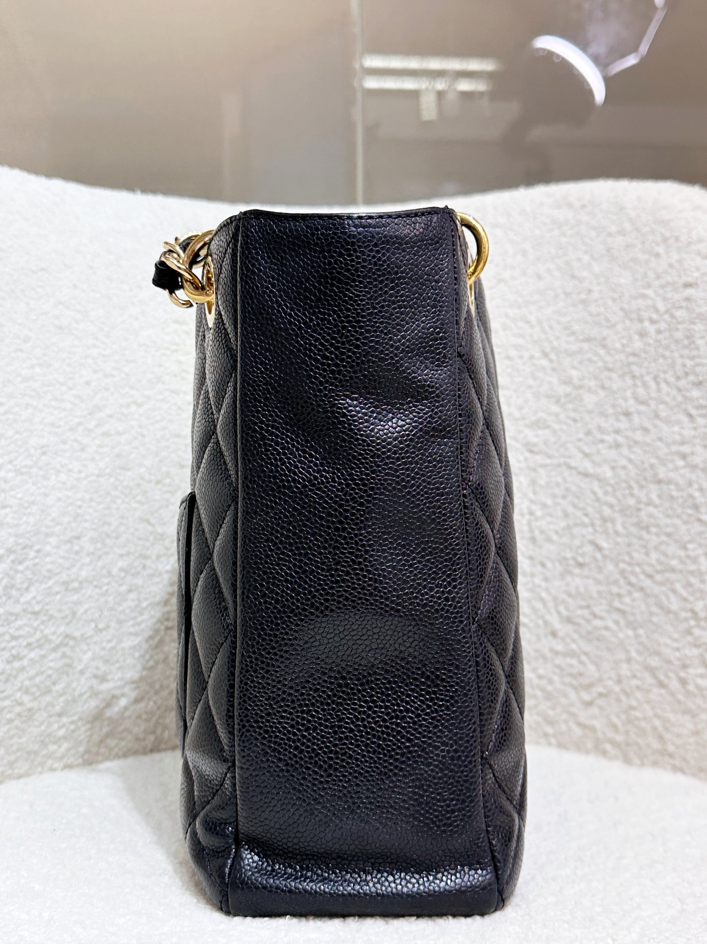 Chanel Caviar Quilted Petit Shopping Tote PST Black GHW 1975 holo card