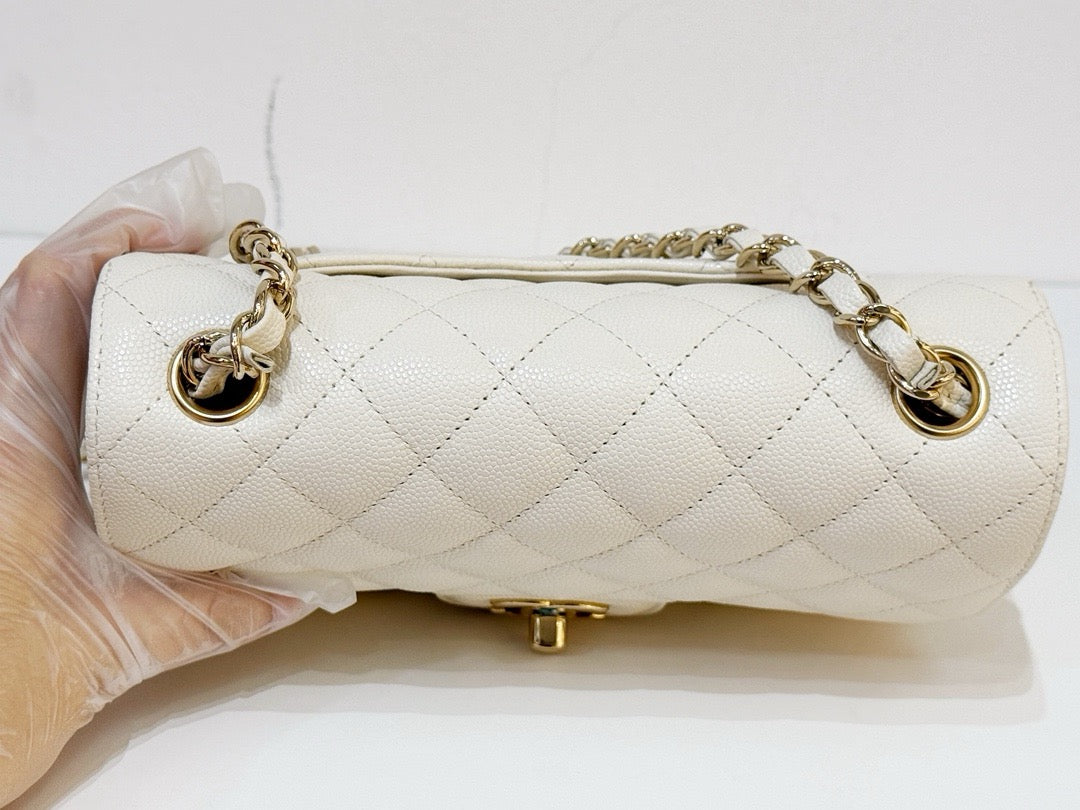 Chanel Mini Rectangle Caviar ivory 17C GHW 2339 holo