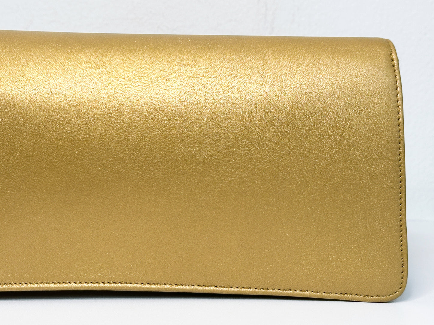 Chanel Lambskin Evening In Egypt Clutch Gold 2815 holo card