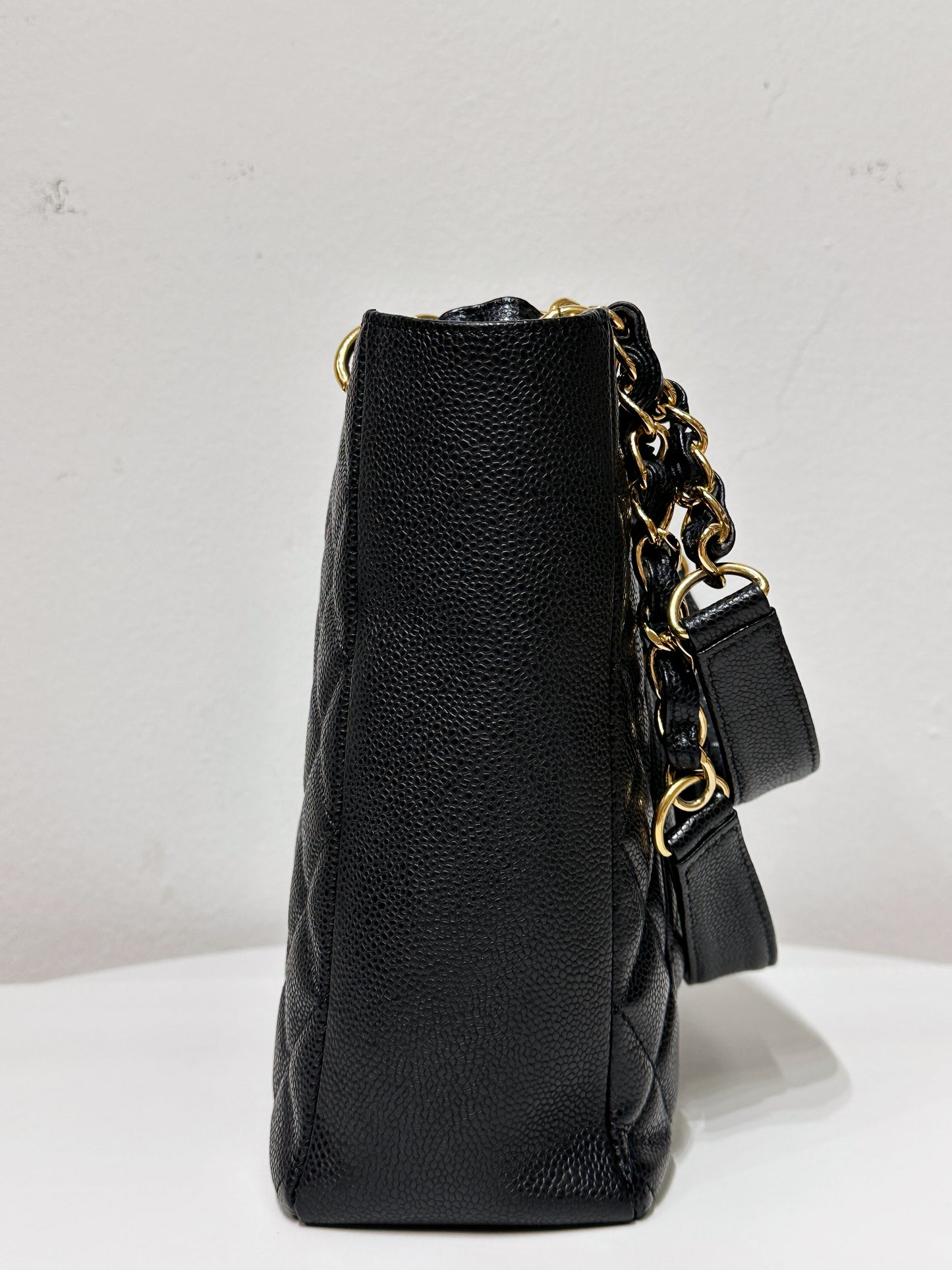 Chanel Caviar Quilted Petit Shopping Tote PST Black GHW 1602 holo card
