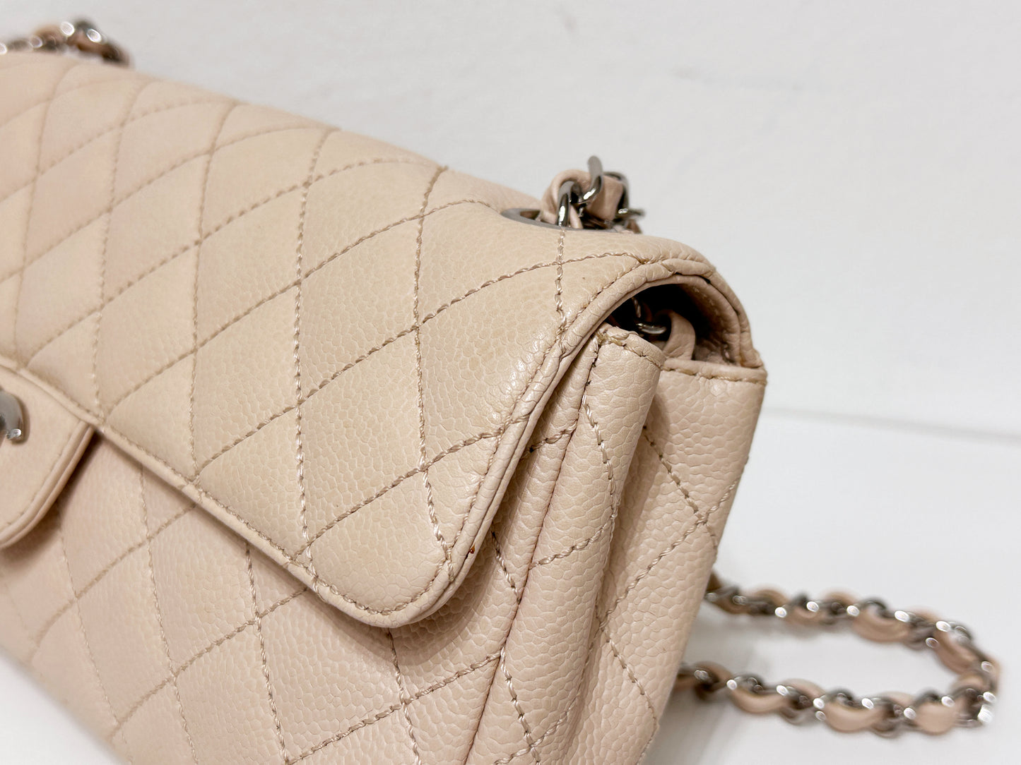 Chanel Classic Vintage Clutch East-west in Beige Color SHW 97 holo