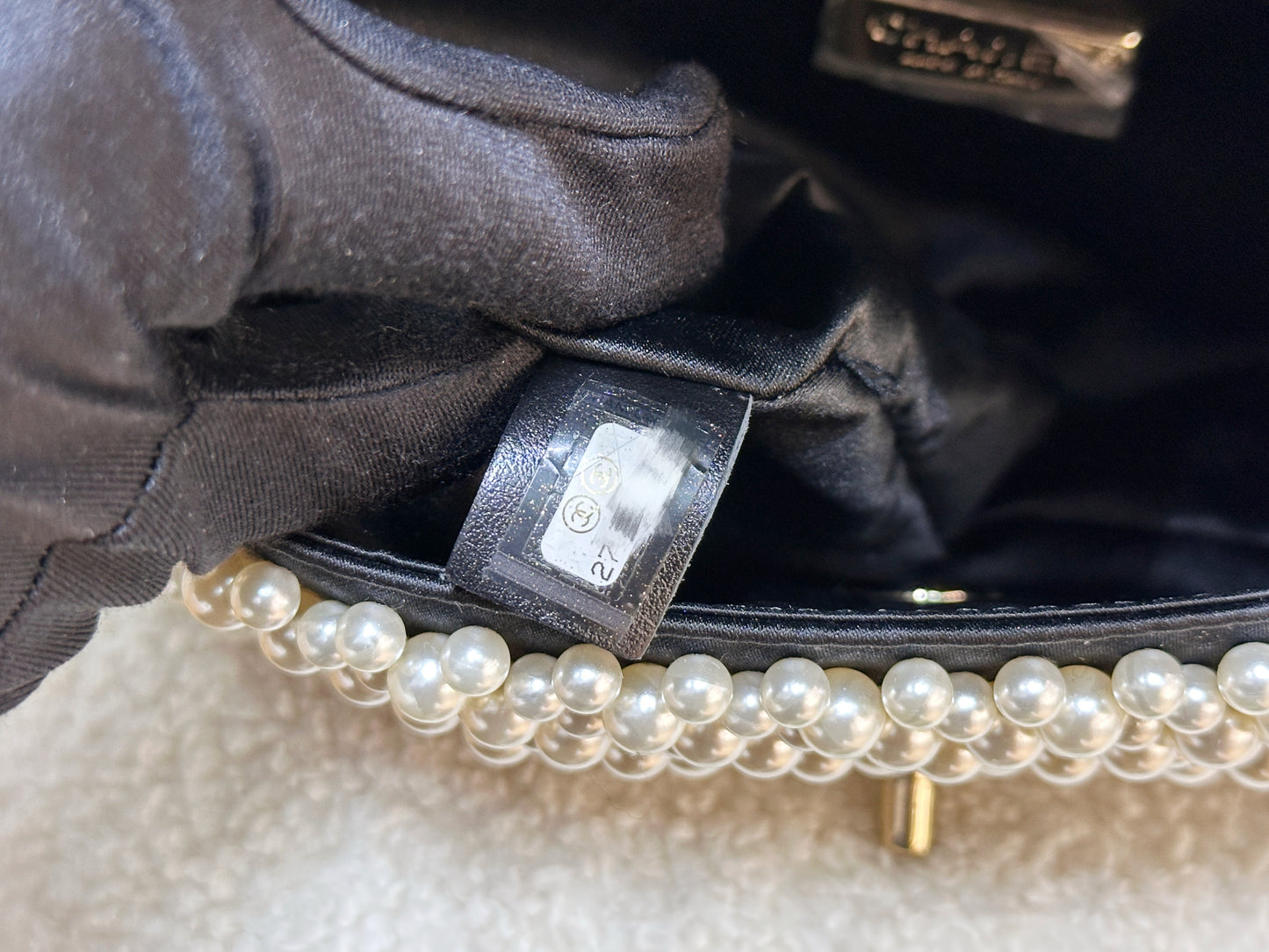 Chanel 19S Pearl On Flap Mini Rectangular Bag LGHW 2750 holo card