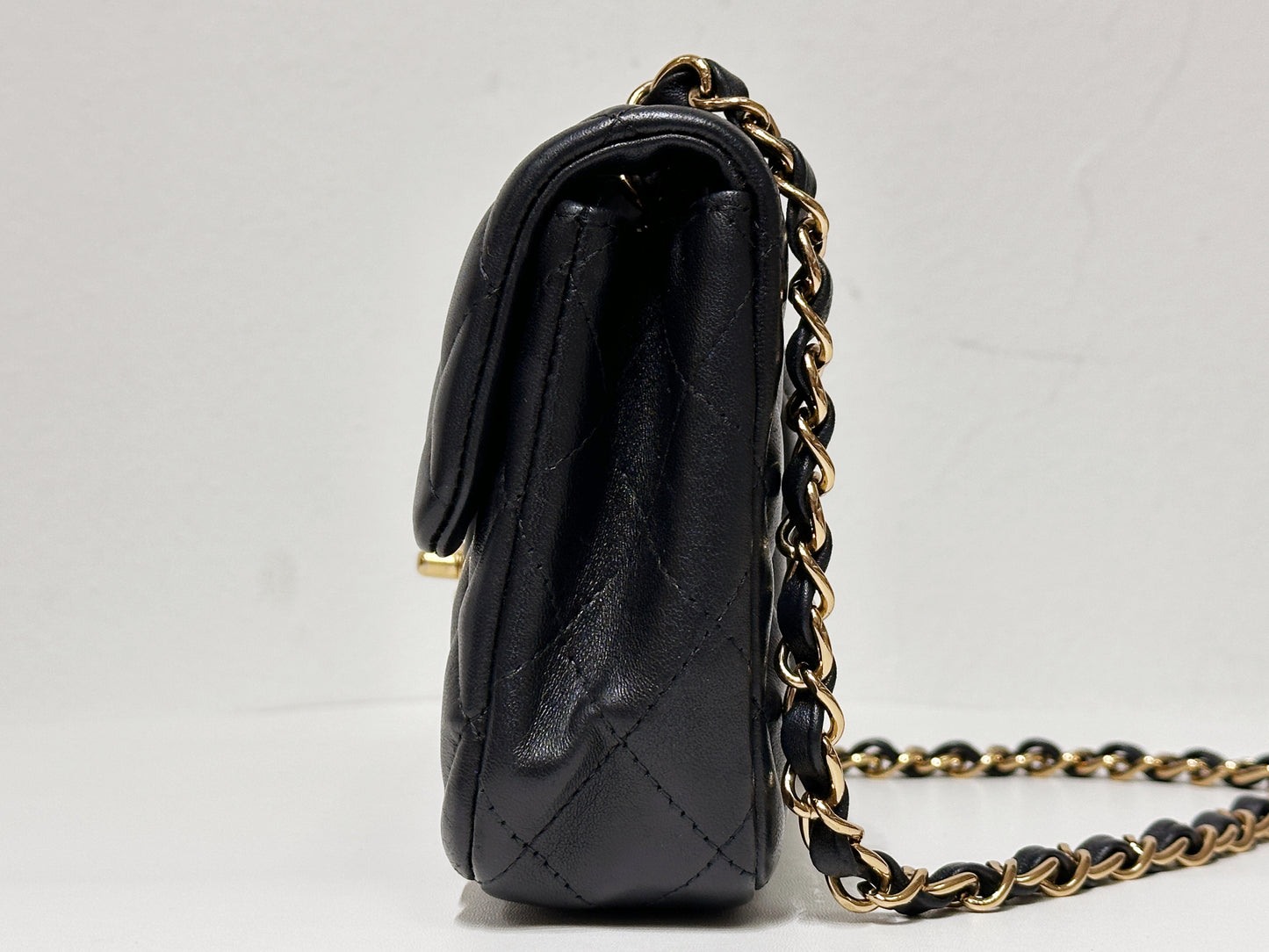 Chanel Lambskin East West Flap Bag Black GHW 1411 holo card