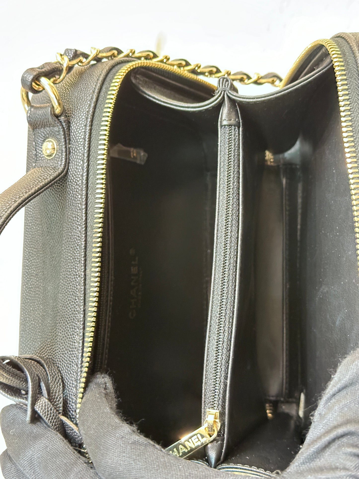 Chanel Filigree Vanity Case Quilted Caviar Medium Black