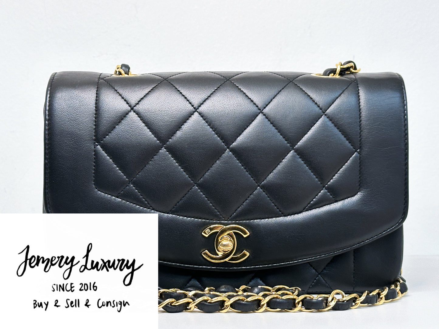 Chanel Vintage Quilted Diana Flap Bag Black Lambskin 3266 holo