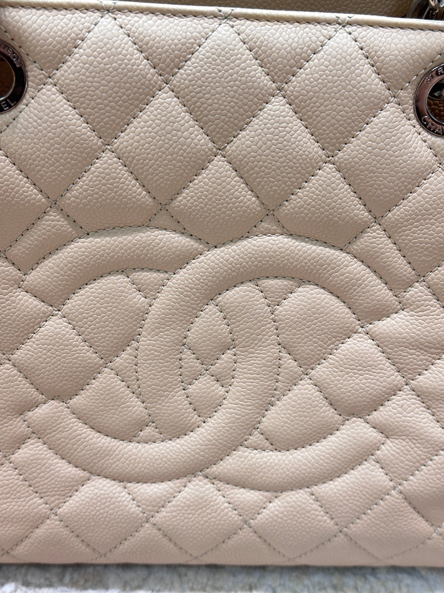Chanel GST Beige Caviar Shw Bag