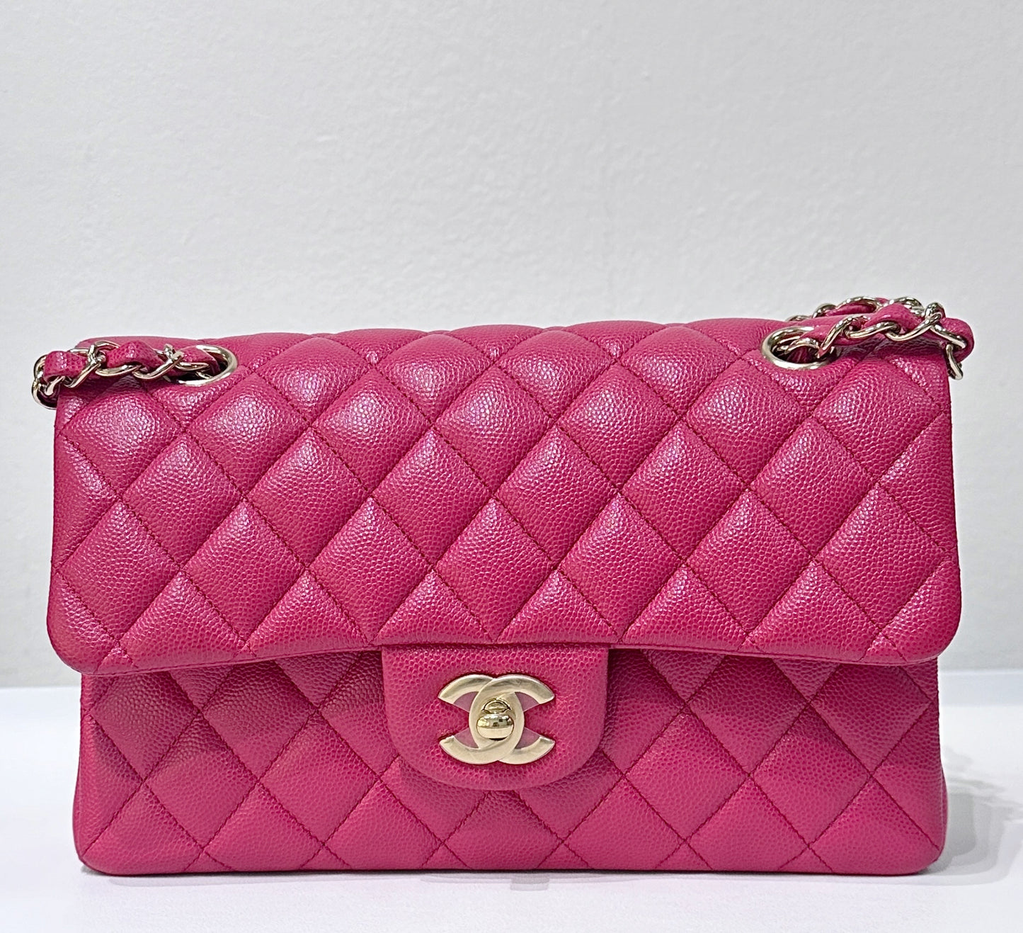 CHANEL Small Classic Double Flap Caviar Quilted Red GHW 