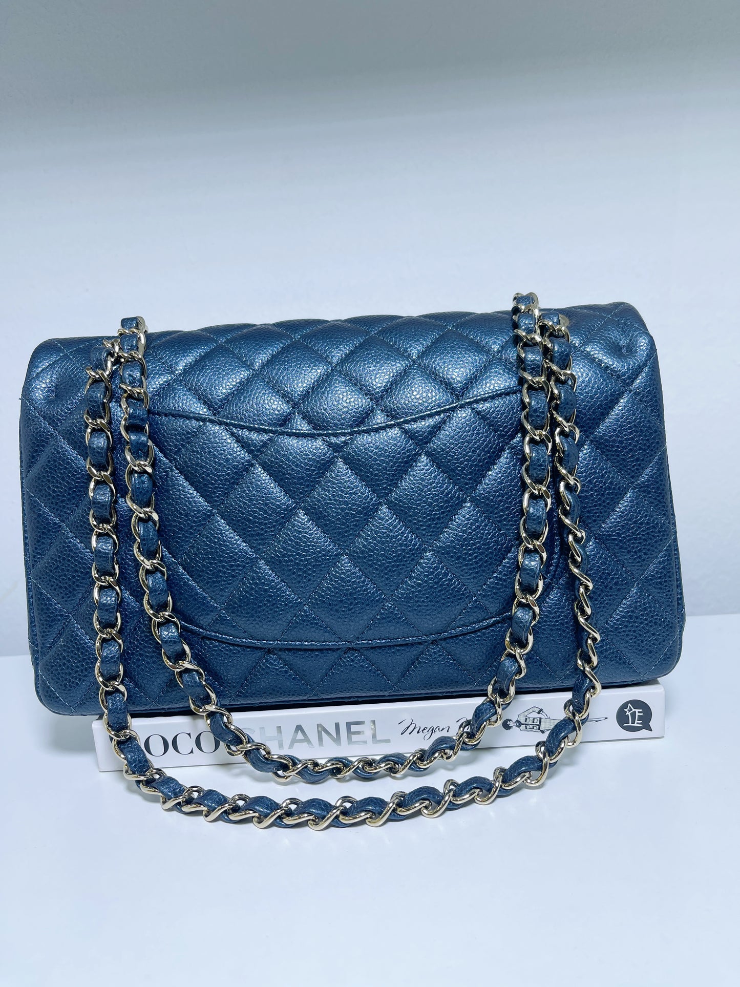 18S CHANEL PEARLY NAVY BLUE CAVIAR MEDIUM CLASSIC DOUBLE FLAP BAG GHW