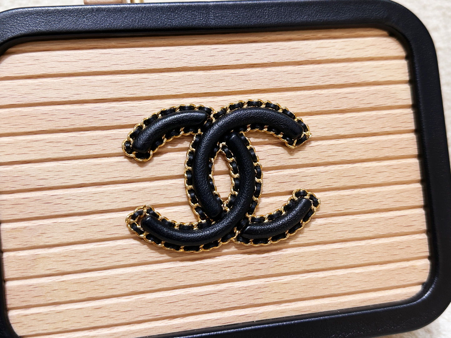 Chanel Beech Wood Lambskin CC Vanity Case Black PHOT microchip