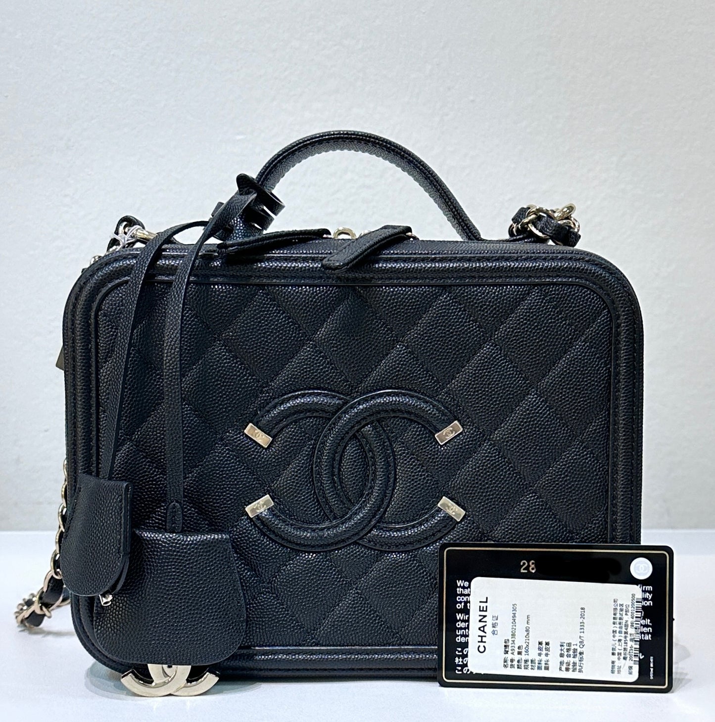 Chanel Filigree Vanity Case Quilted Caviar Medium Black