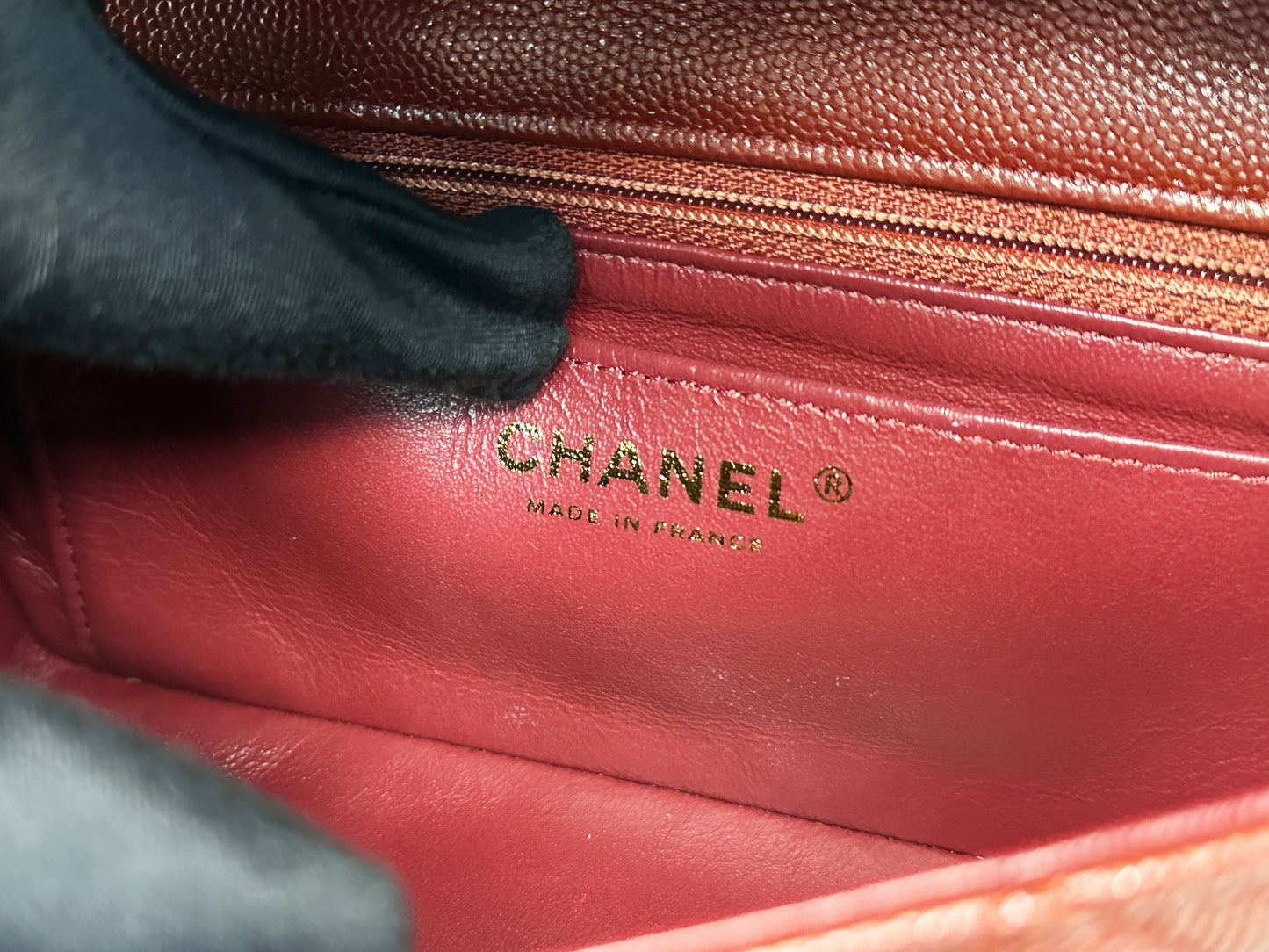 Chanel 18C Timeless Classic Caviar Mini Rectangular Flap Iridescent Maroon 2515 holo card