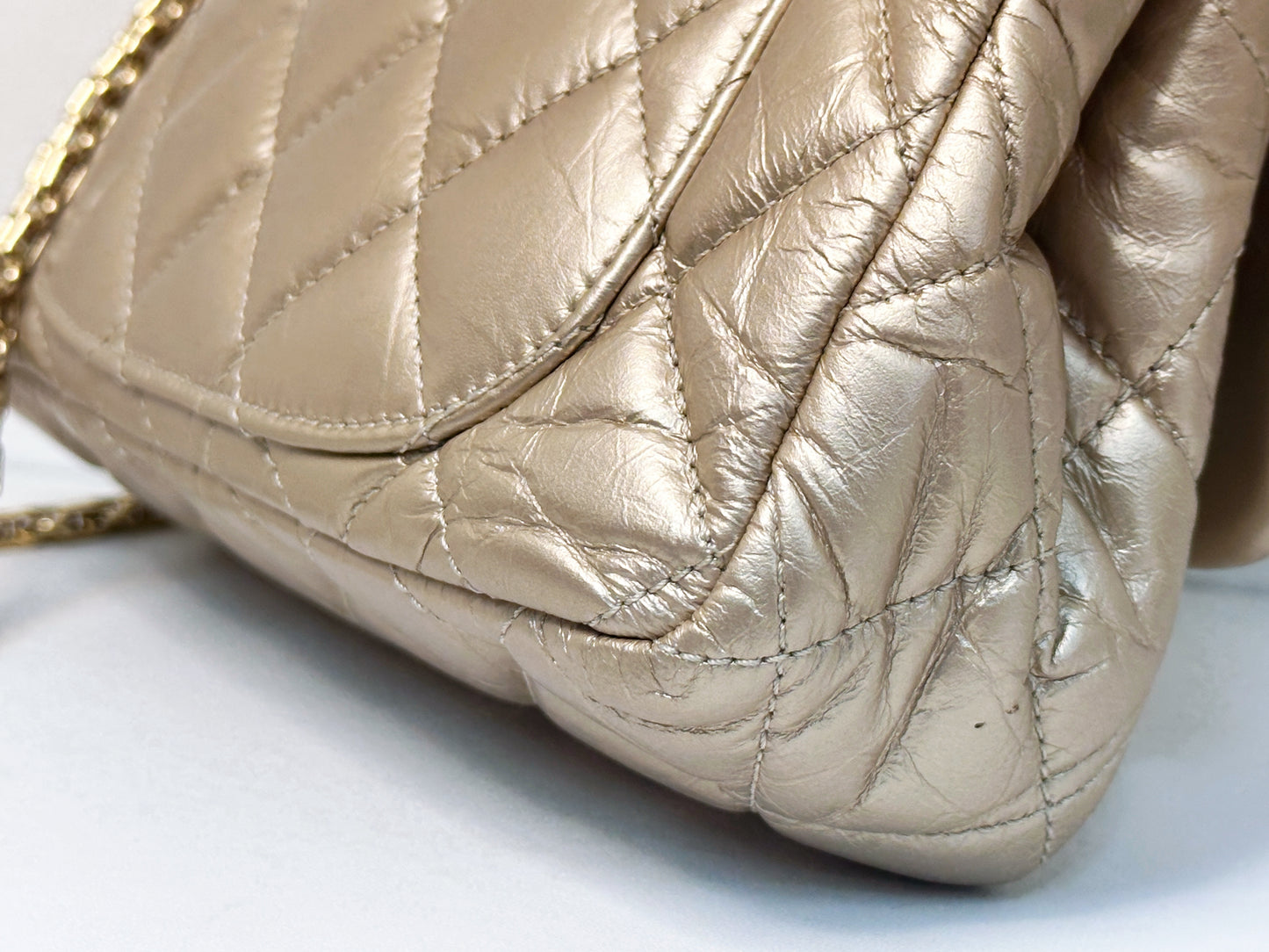 Chanel Aged Calfskin Quilted 2.55 Reissue Mini Hanger Flap Gold 2355 holo card