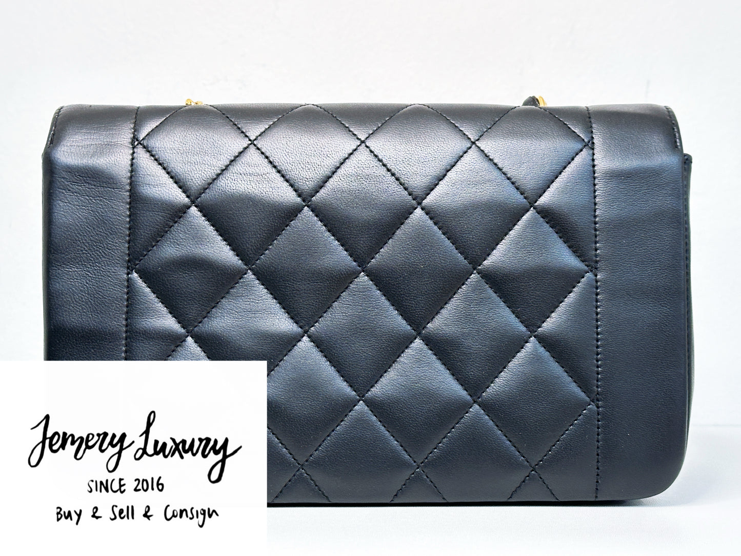 Chanel Vintage Quilted Diana Flap Bag Black Lambskin 3266 holo